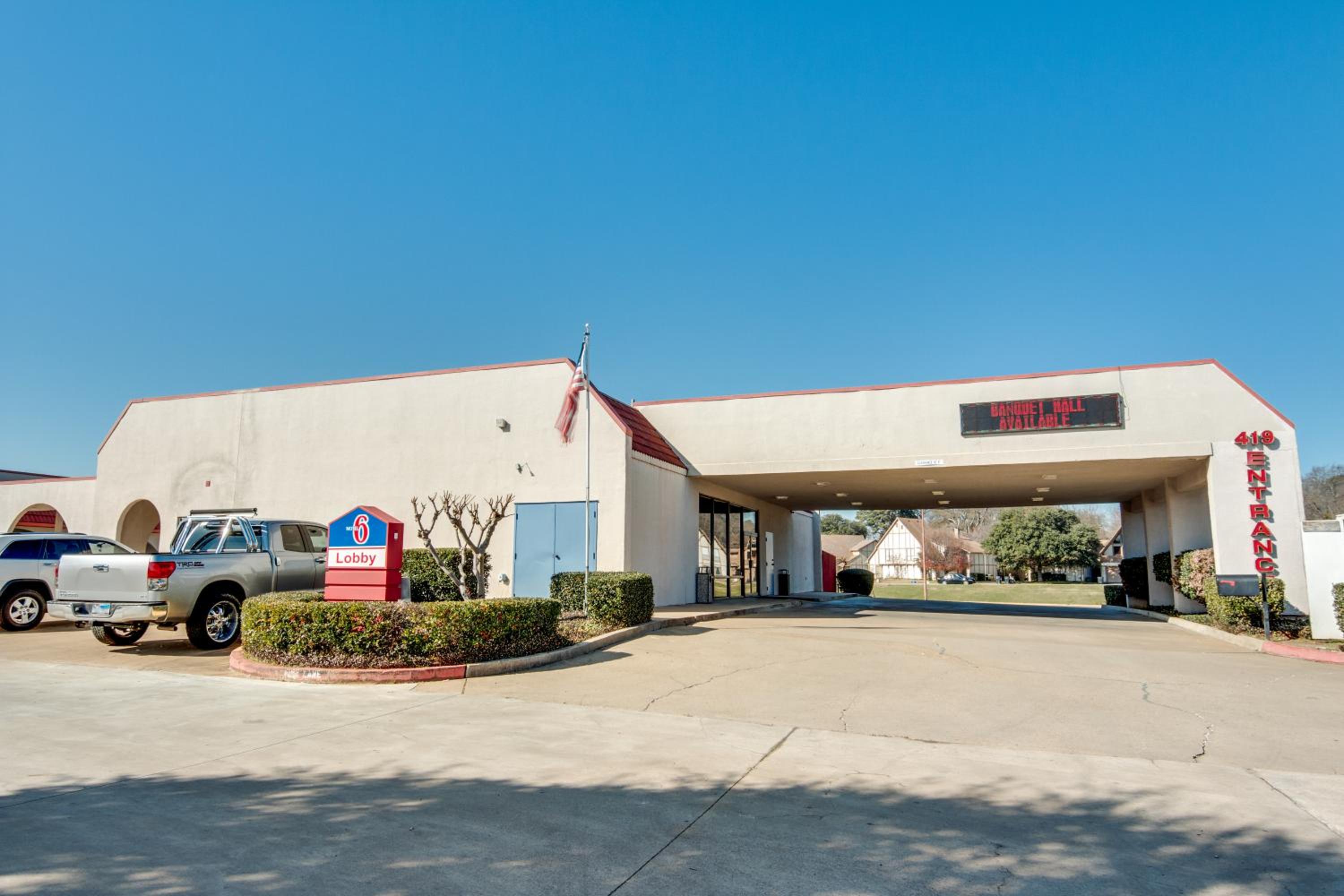 Longview Vacations - Motel 6-Longview, TX - North - Property Image 25