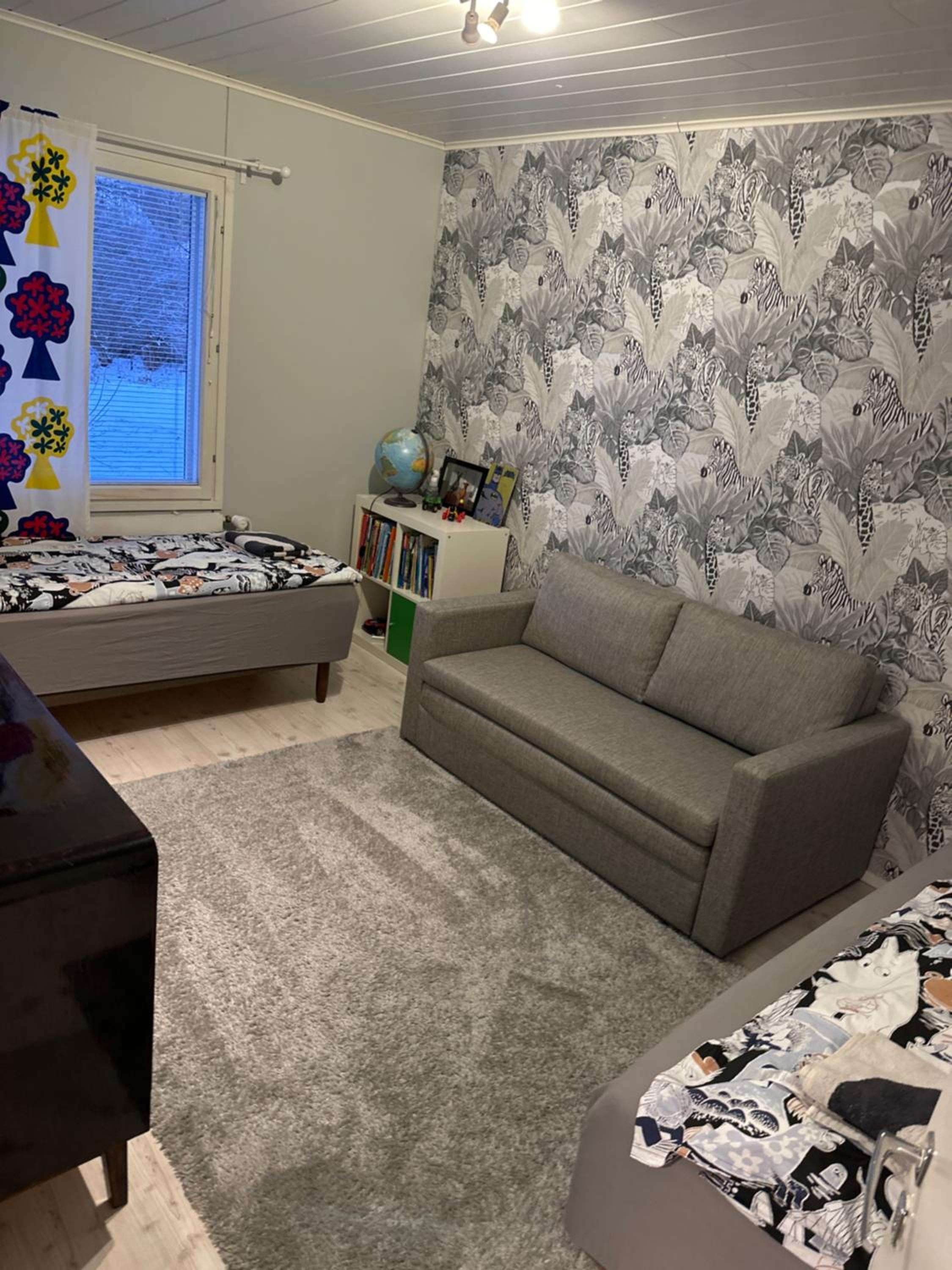 large detached house, Wifi, Sauna, 4 br view 3