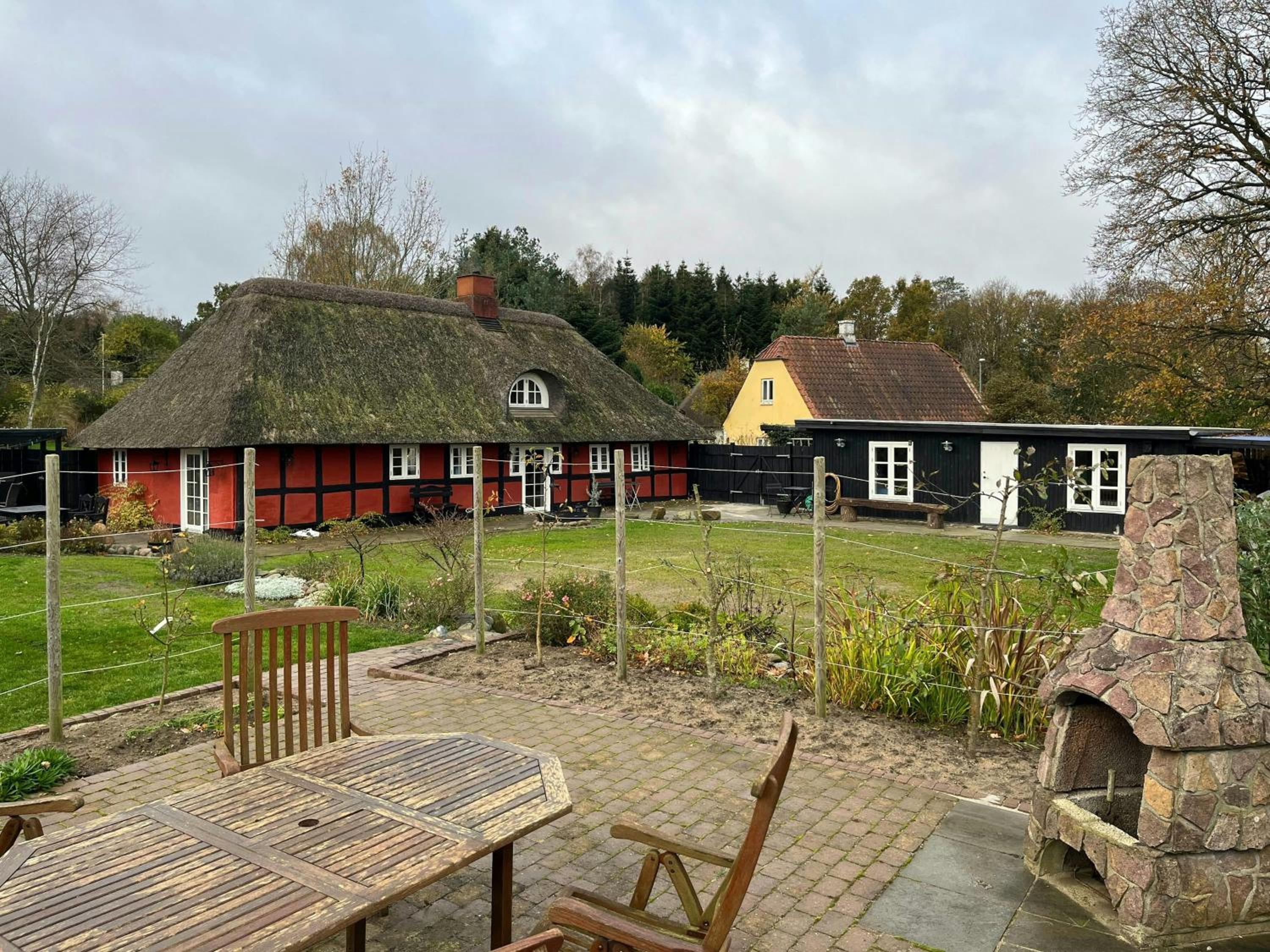Charming Thatched House With Forest And Orangery