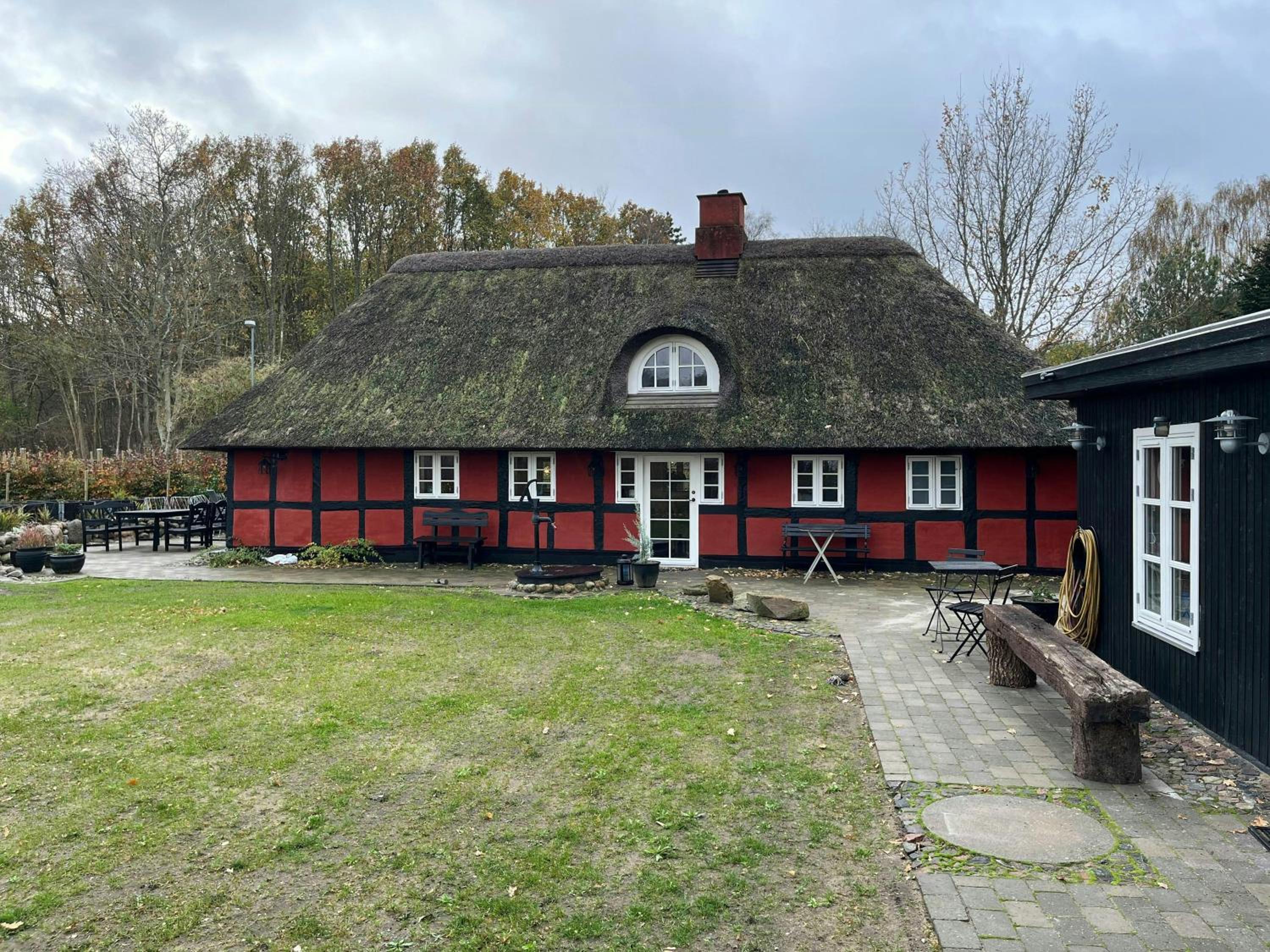 Charming Thatched House With Forest And Orangery