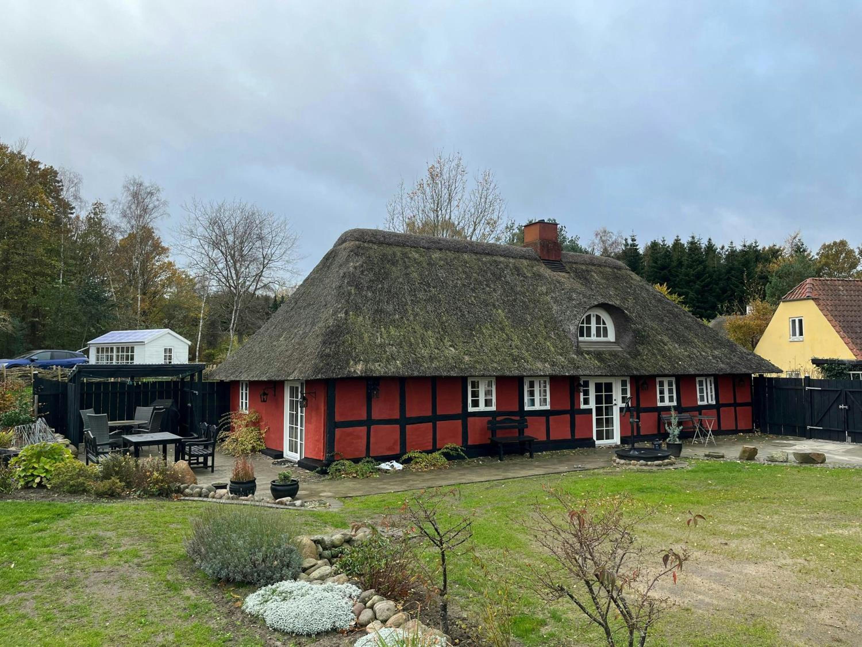 Charming Thatched House With Forest And Orangery