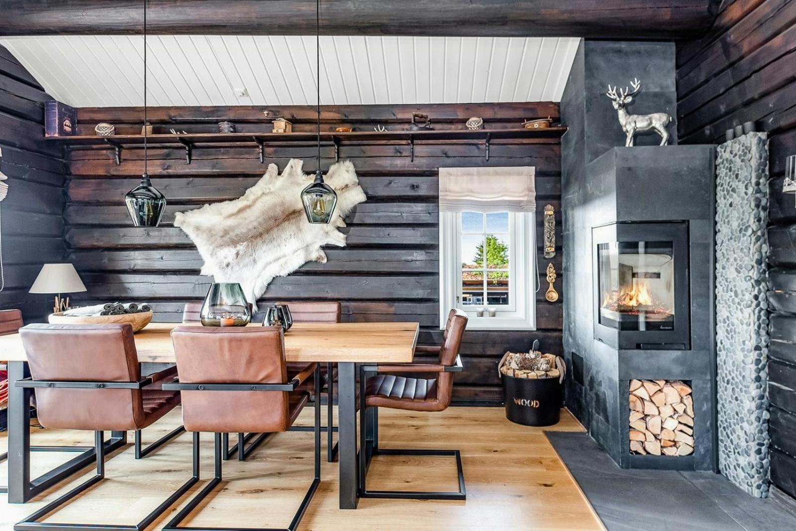Family-Friendly Log Cabin With Panoramic View view 5