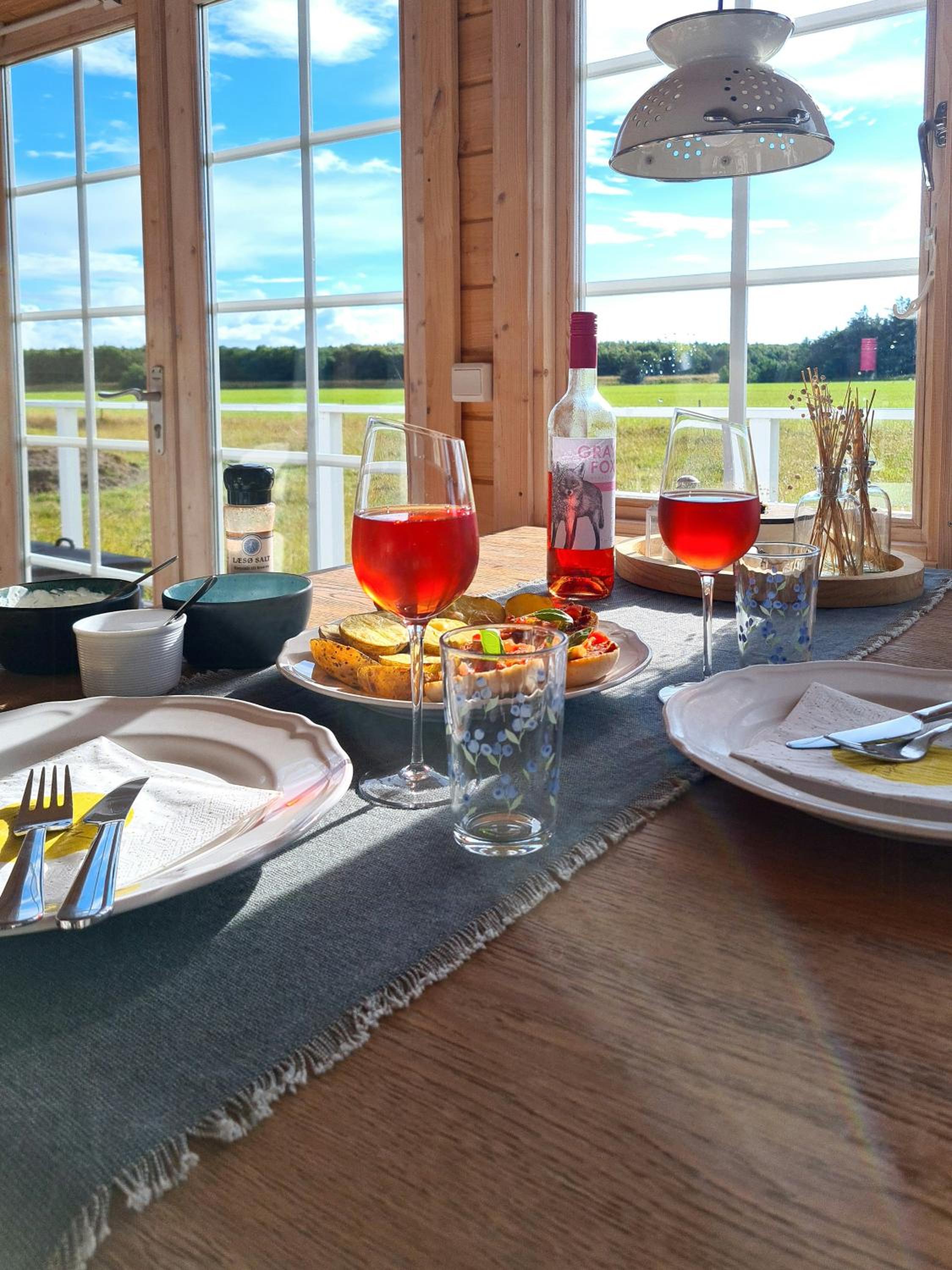 Idyllic Alpaca Cabin Overlooking The Alpaca Fold