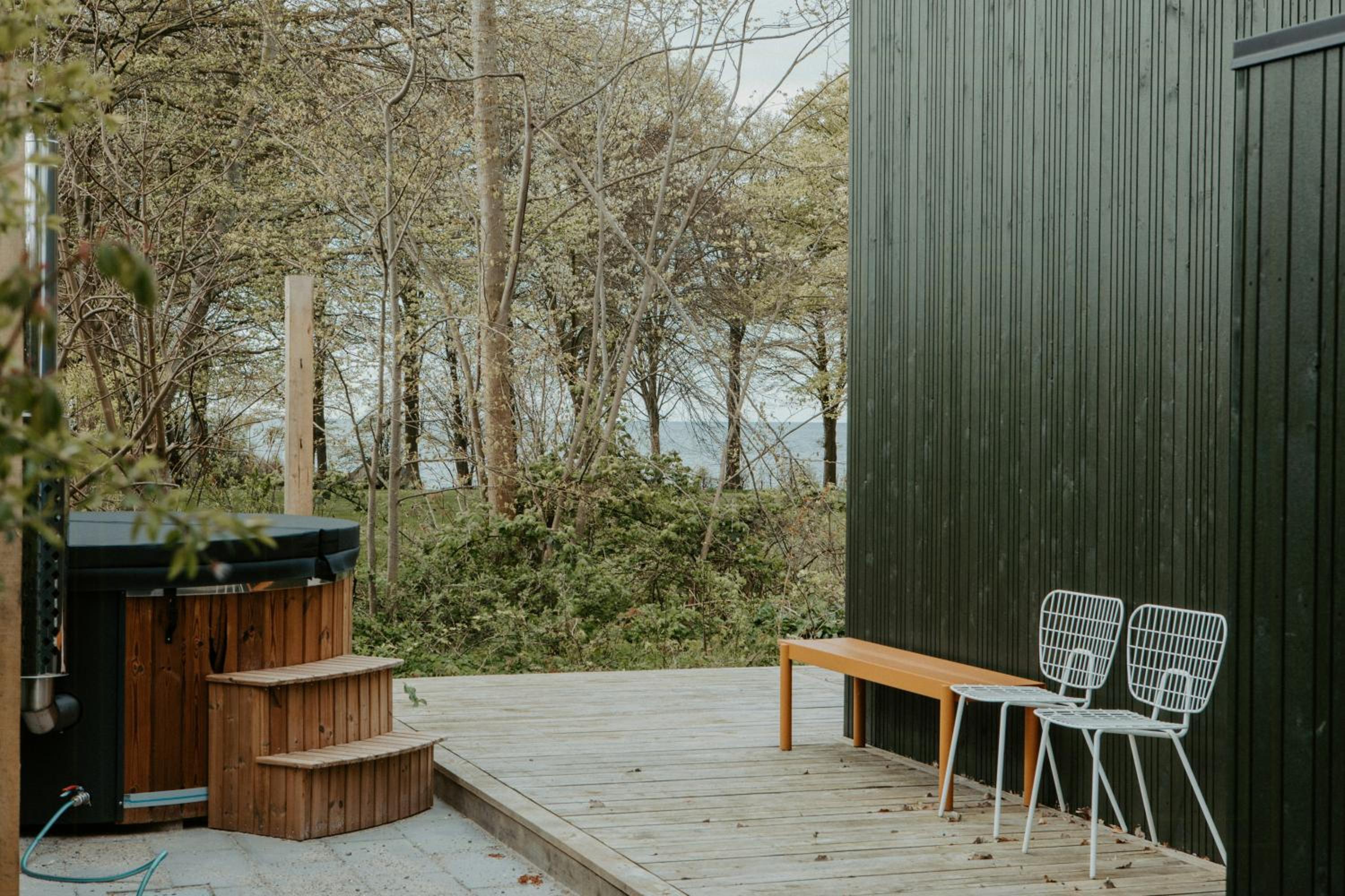 Modern Family Home By The Sea With Activities
