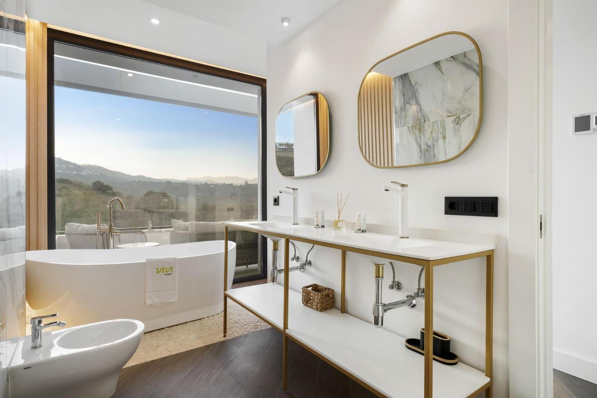 ViVi Homes -Villa Kolibri Pool, Terrace & Golf