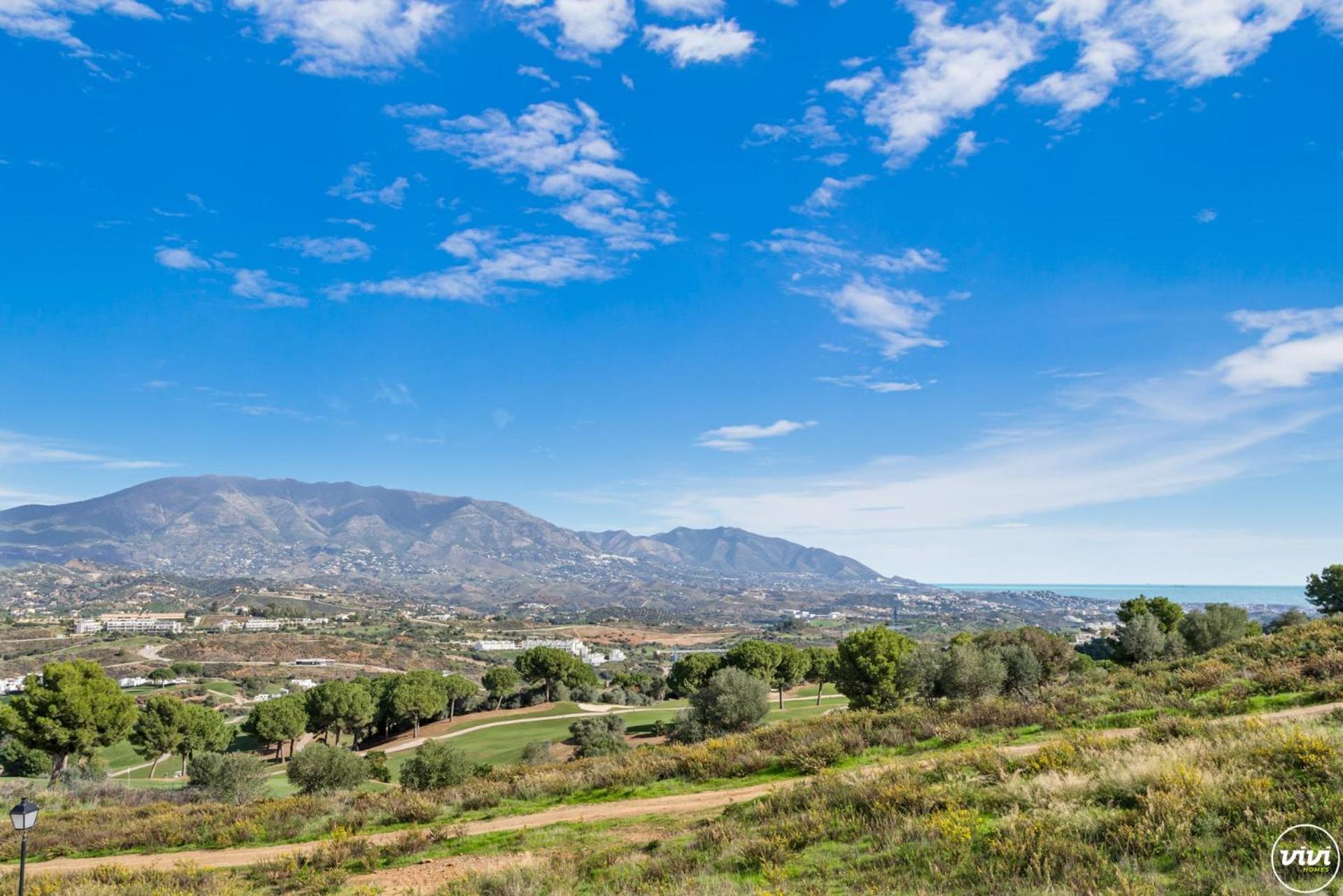ViVi Homes -Villa Kolibri Pool, Terrace & Golf