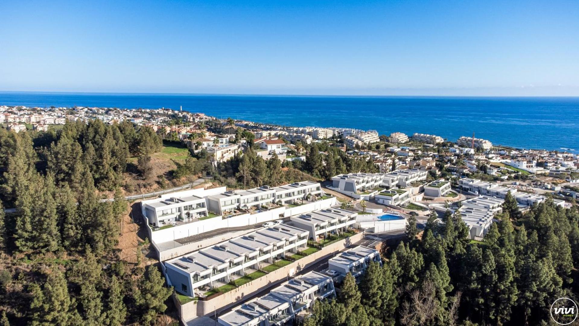 ViVi Homes - Elies House Pool, Gym, Spa & Sea View