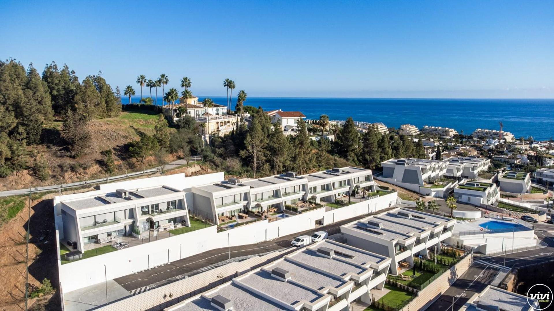 ViVi Homes - Elies House Pool, Gym, Spa & Sea View