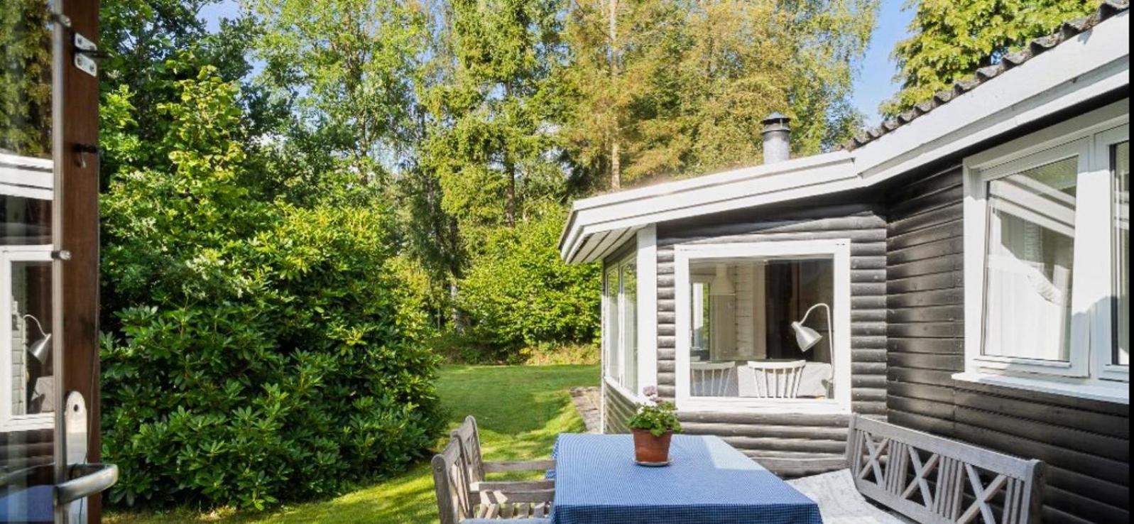 Summerhouse Close To Nature And Beach