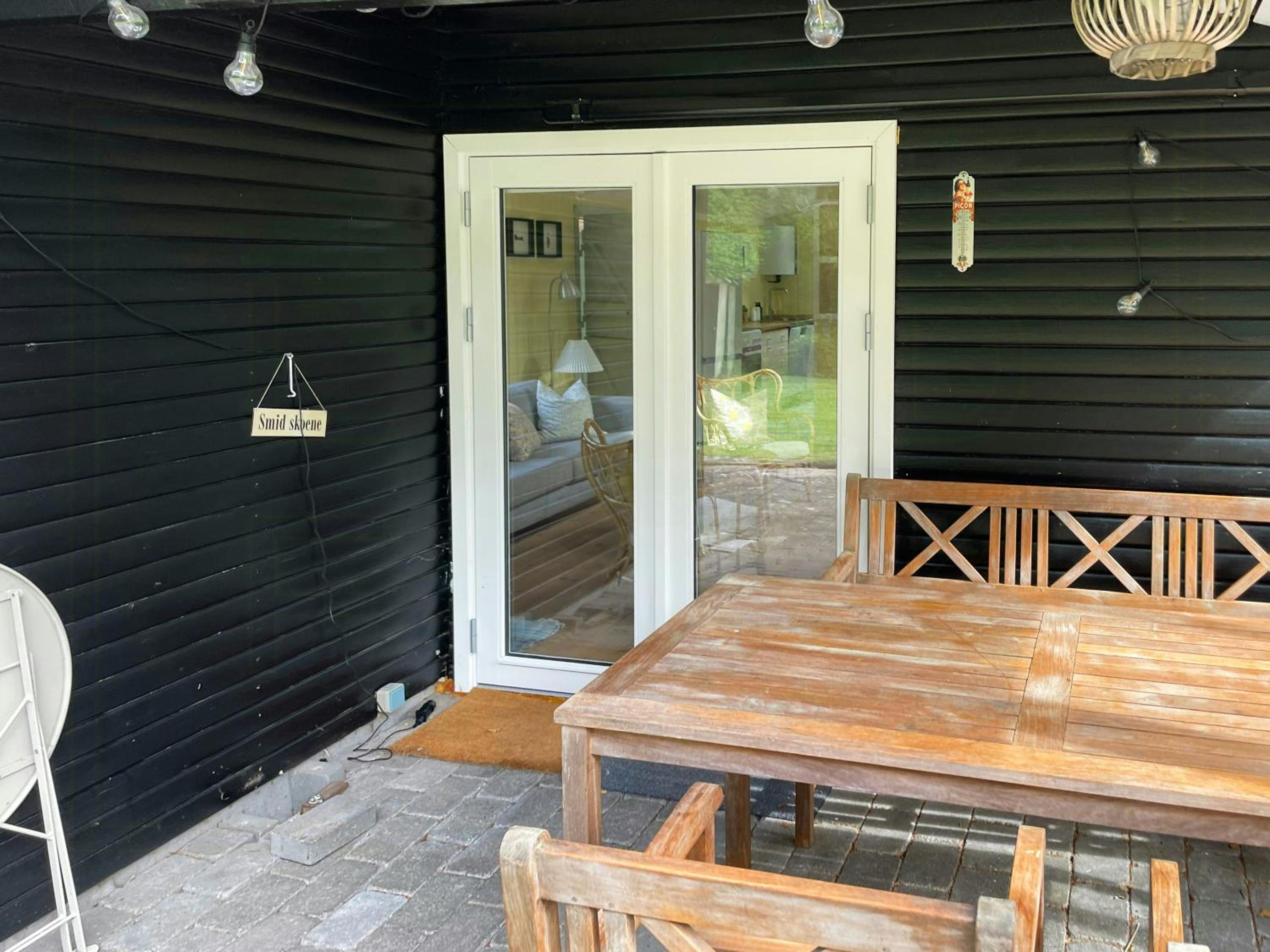Summerhouse Close To Nature And Beach