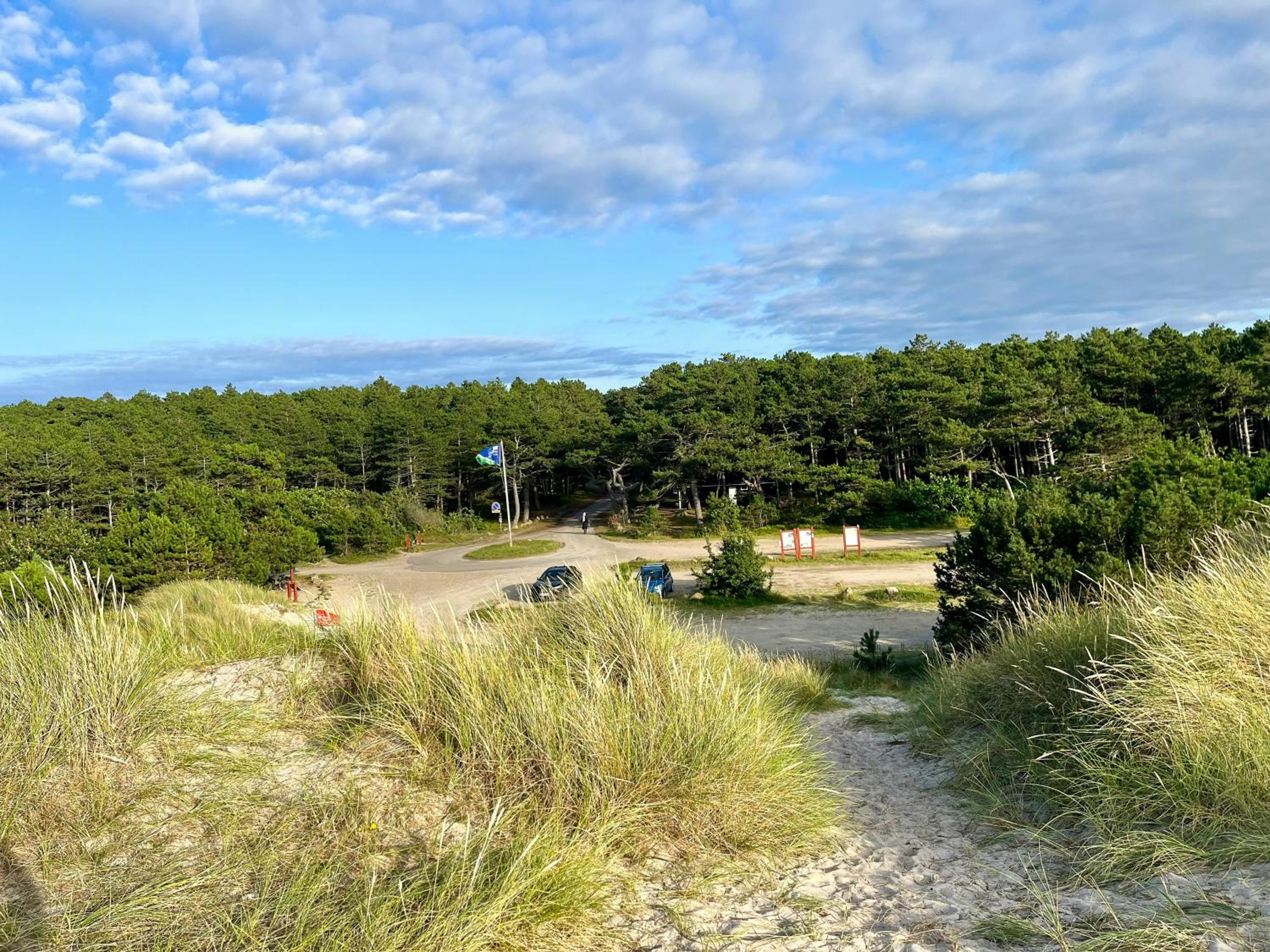 Summerhouse Close To Nature And Beach