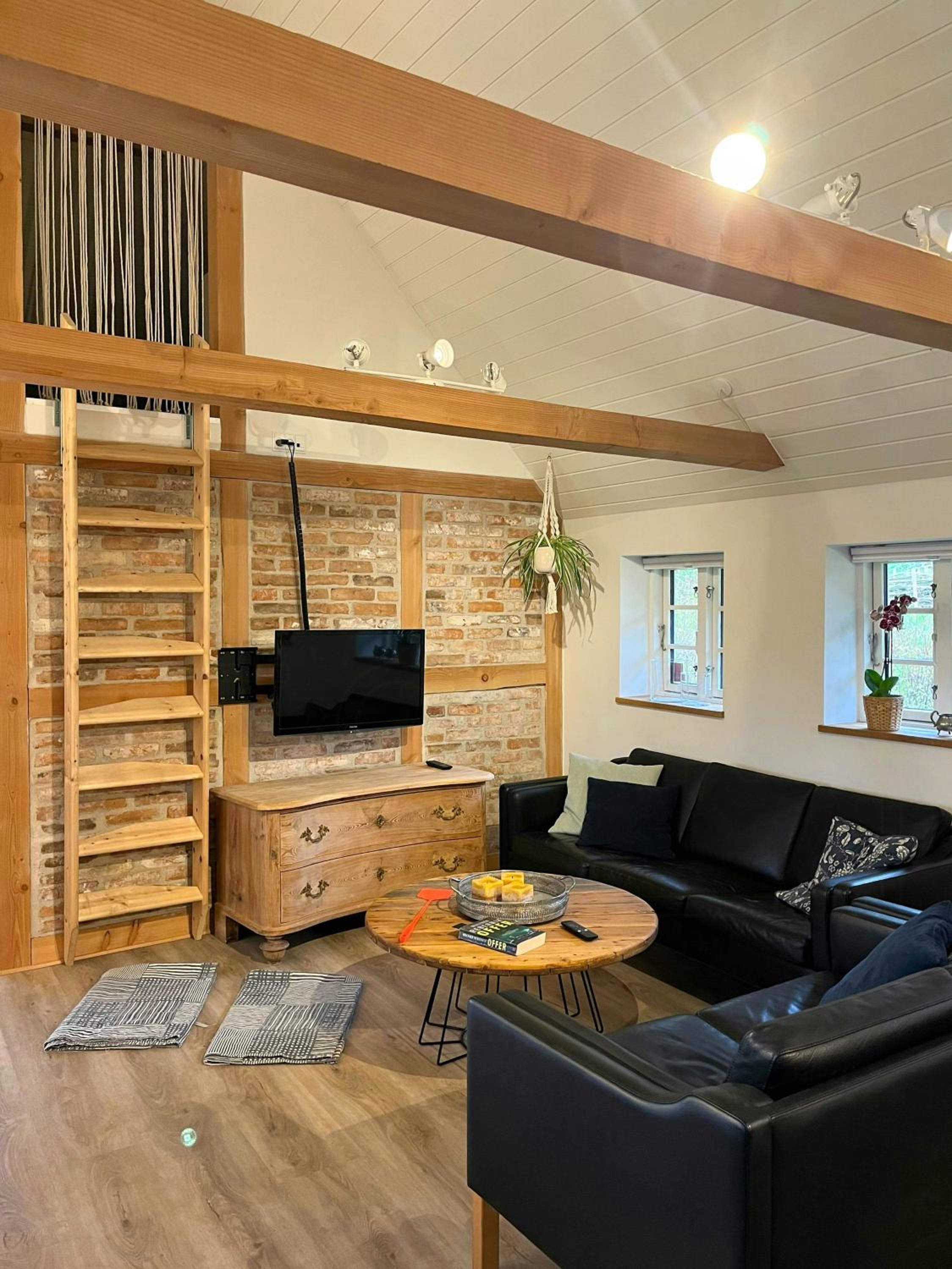 Charming Thatched House With Forest And Orangery