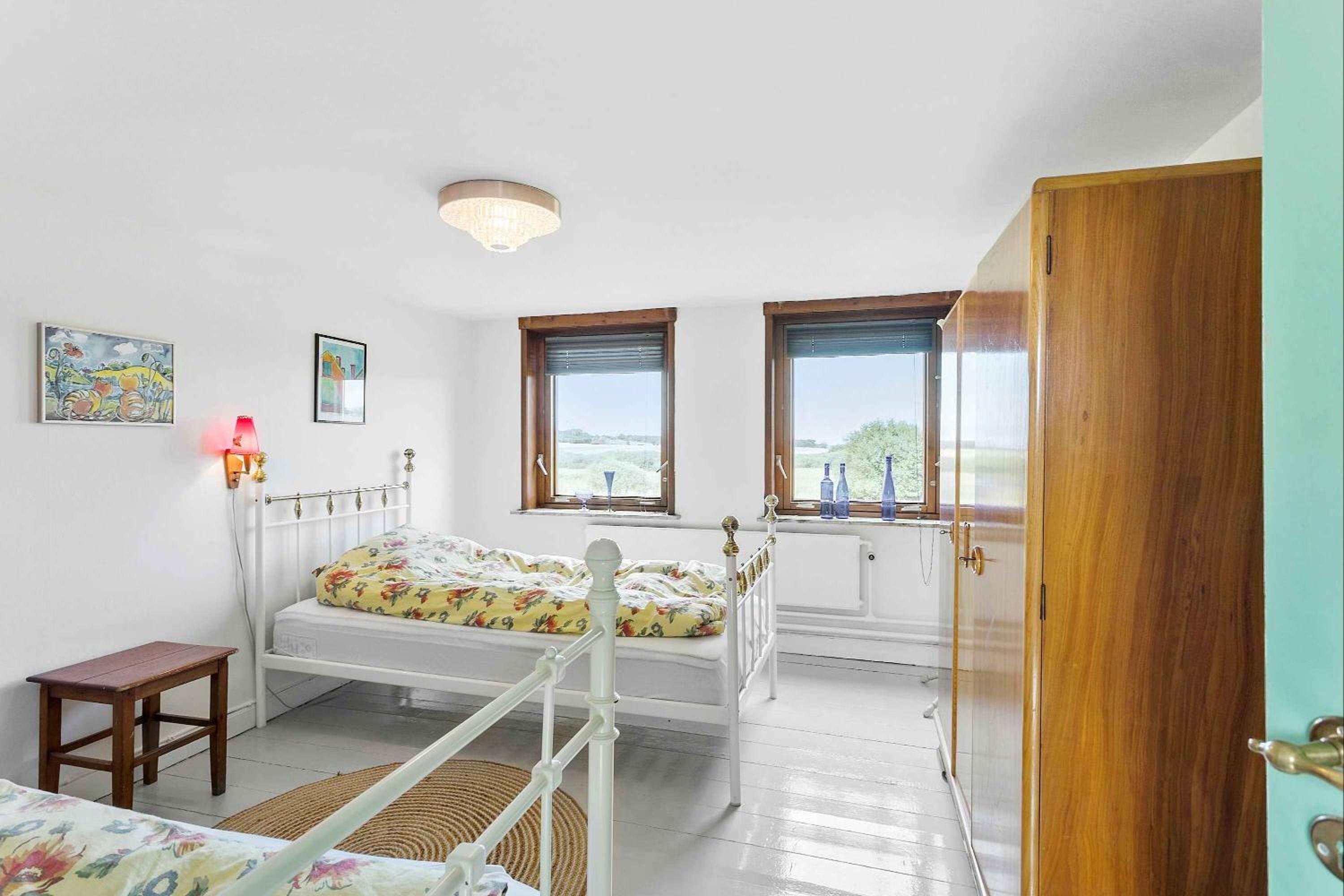 Idyllic Summer Cottage Holiday In The Countrysid