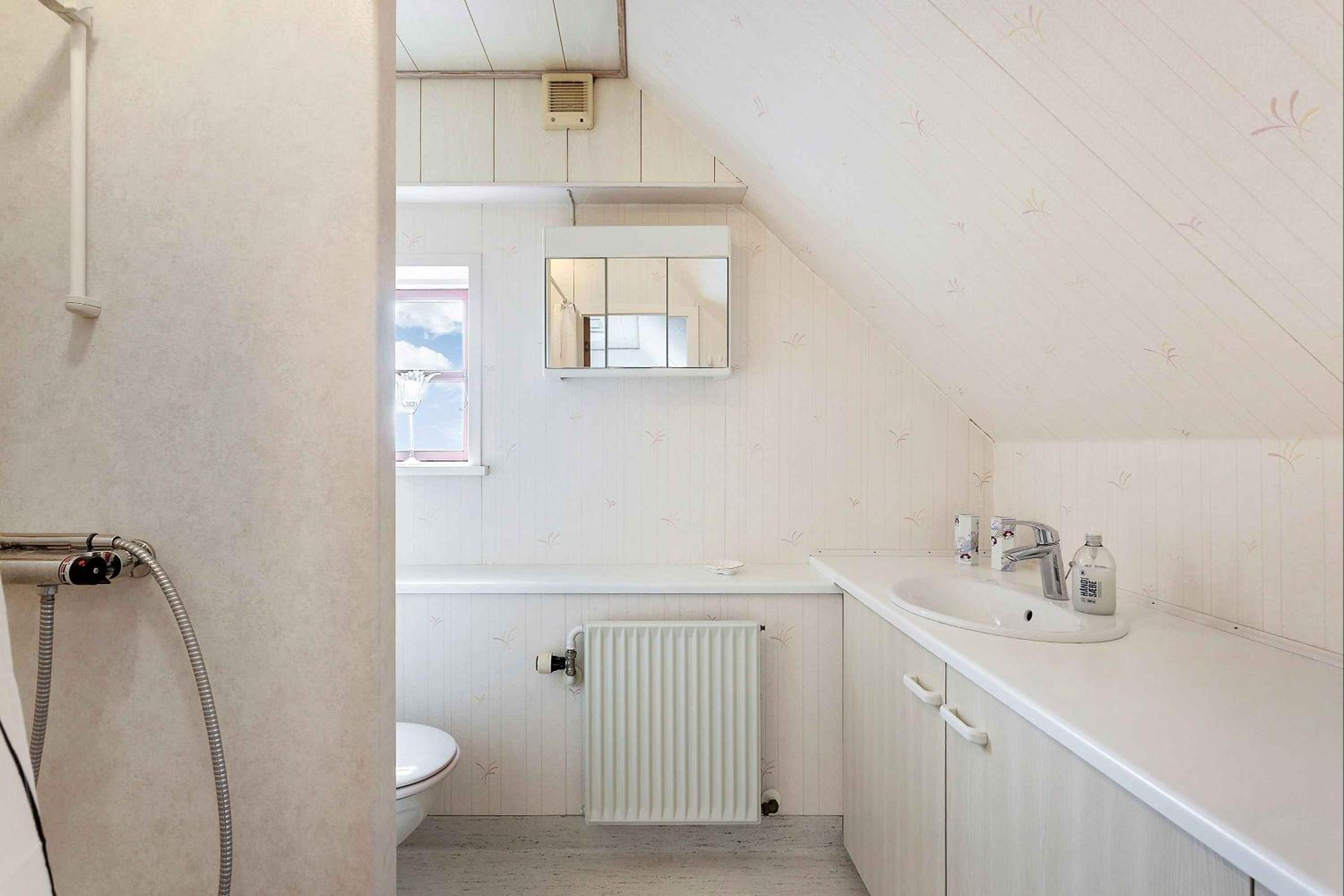 Idyllic Summer Cottage Holiday In The Countrysid
