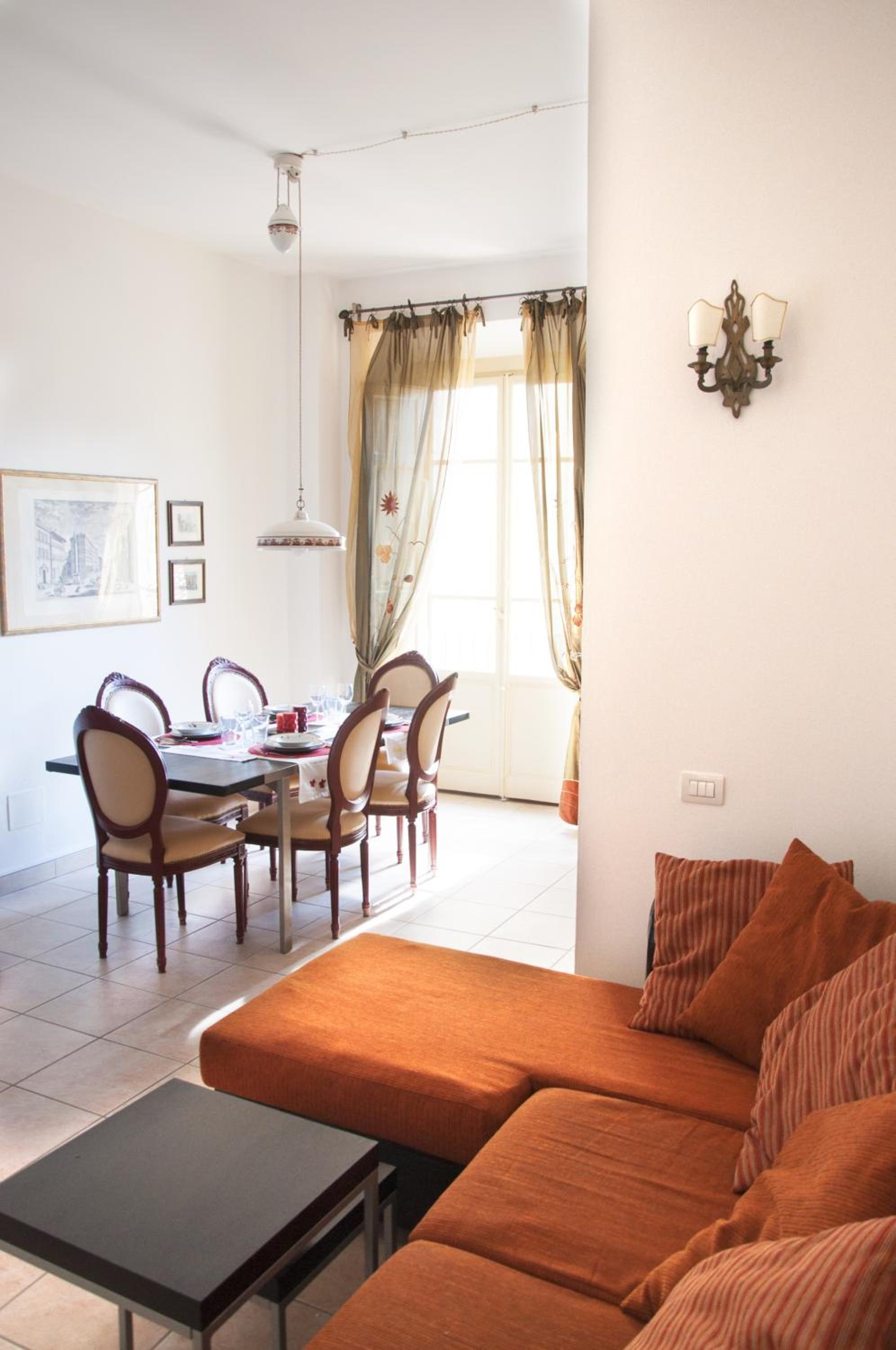 Evaluna Apartments
