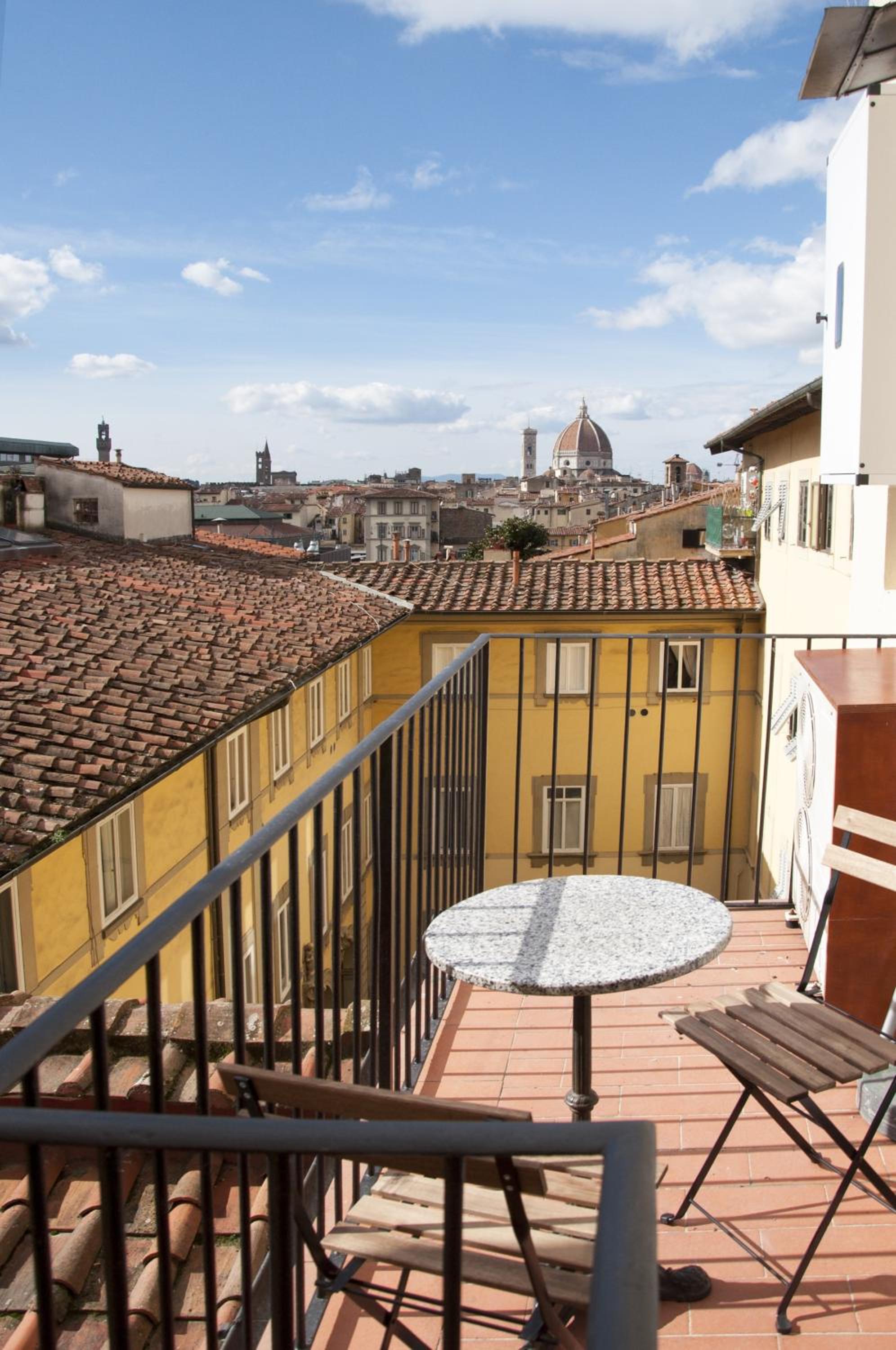 Evaluna Apartments