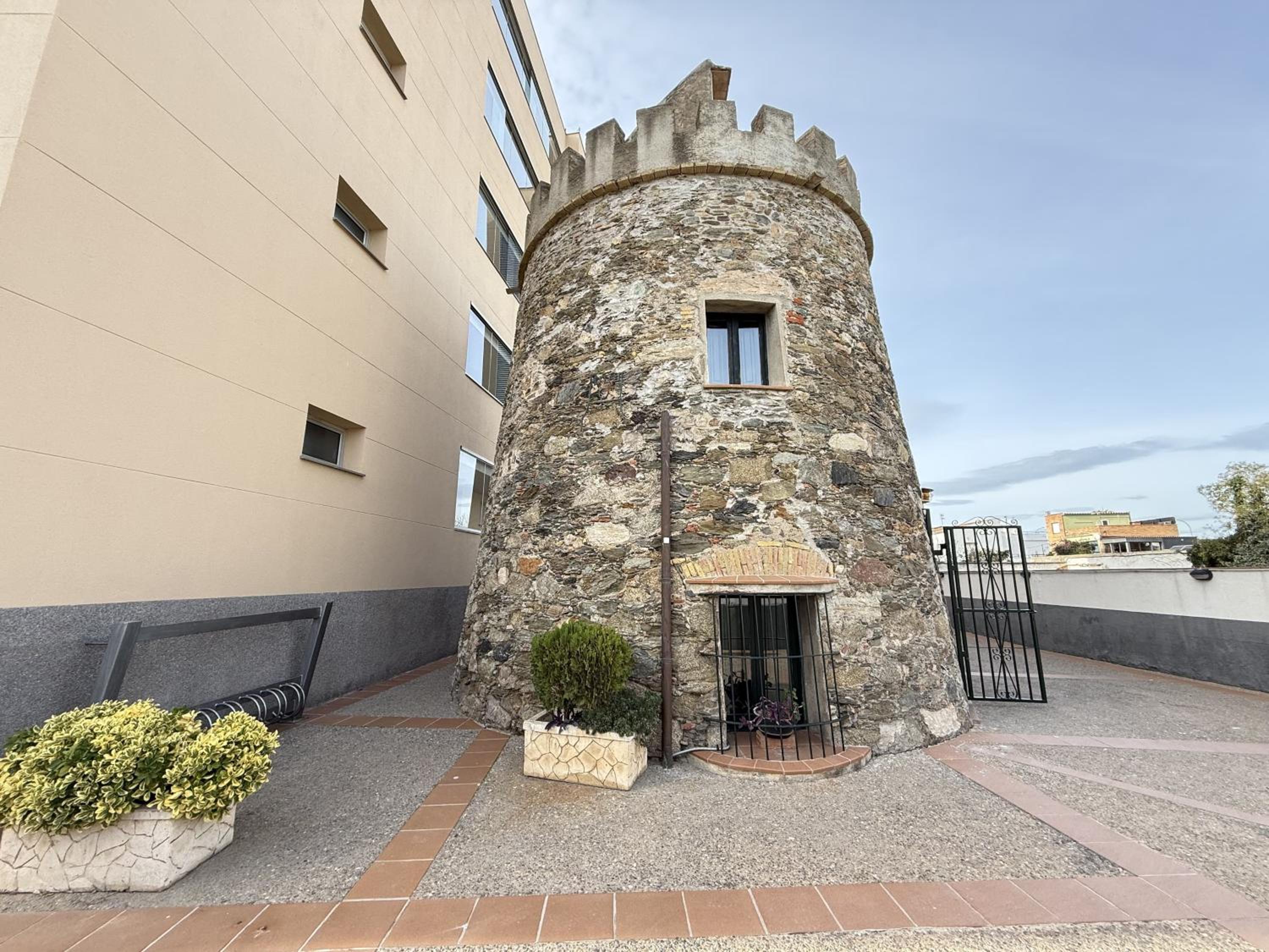 Agi Torre Quimeta Apartments