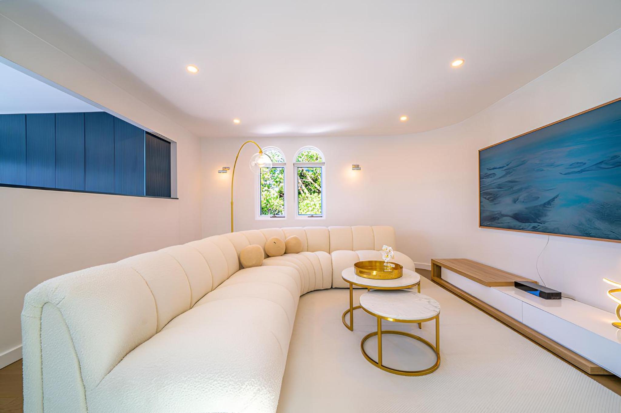 Group & Family 3BR with Game Room, Terrace & Parking