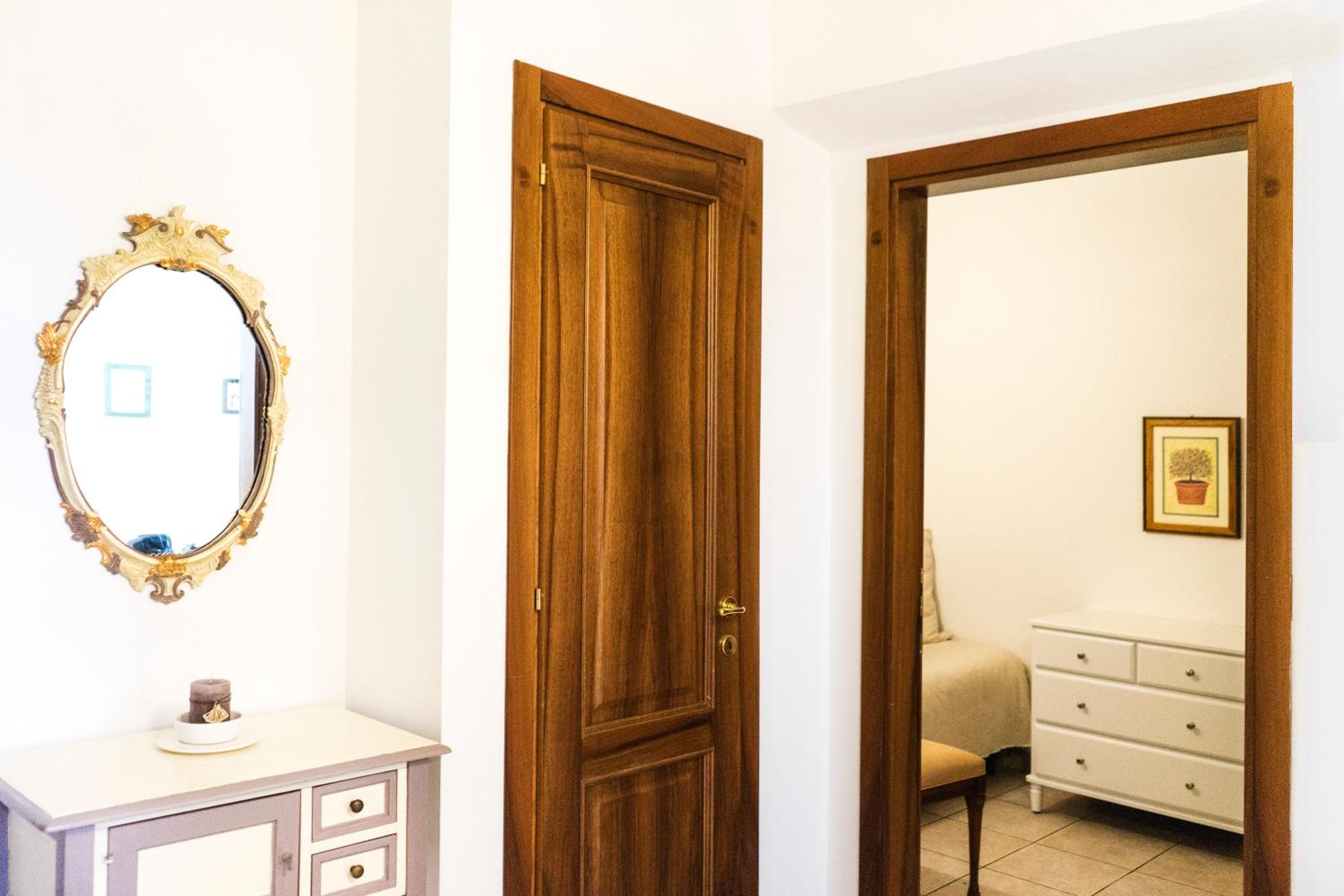 Evaluna Apartments