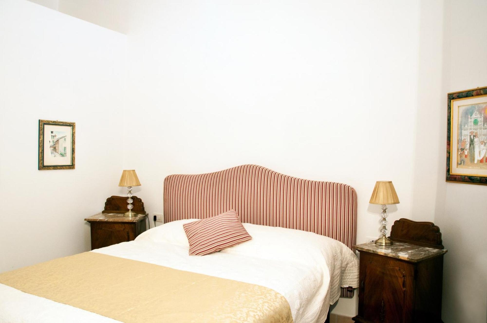 Evaluna Apartments