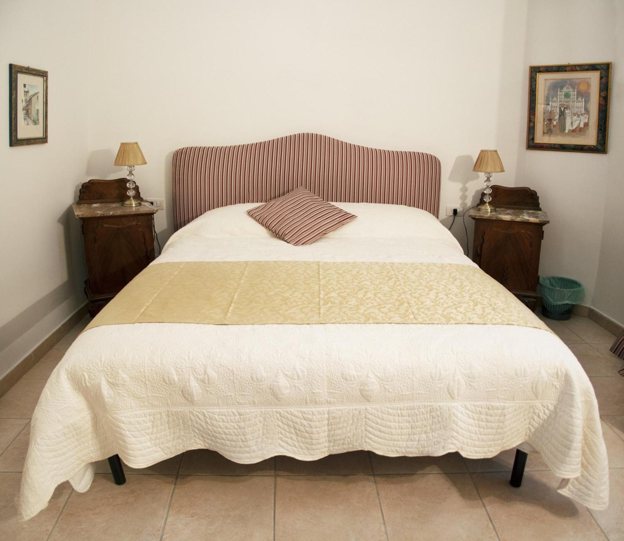 Evaluna Apartments