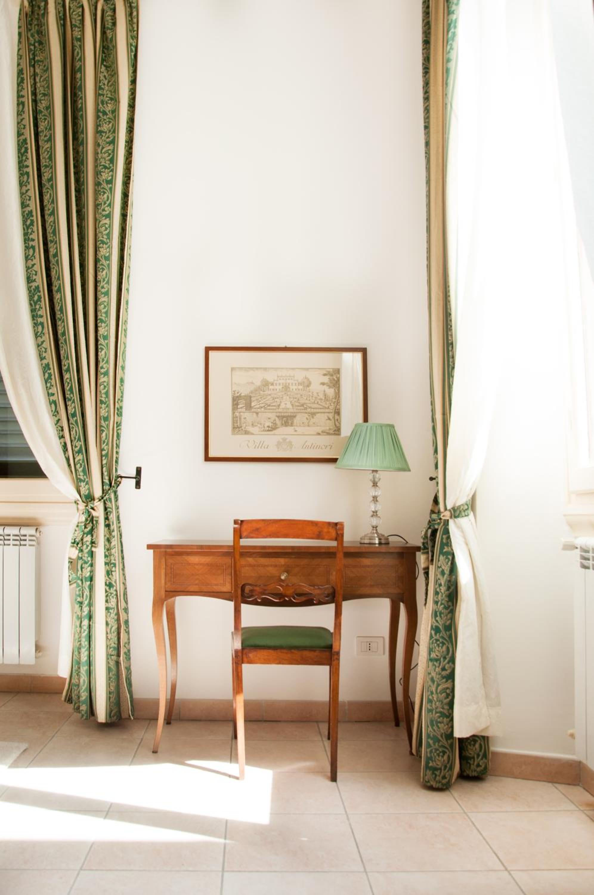 Evaluna Apartments