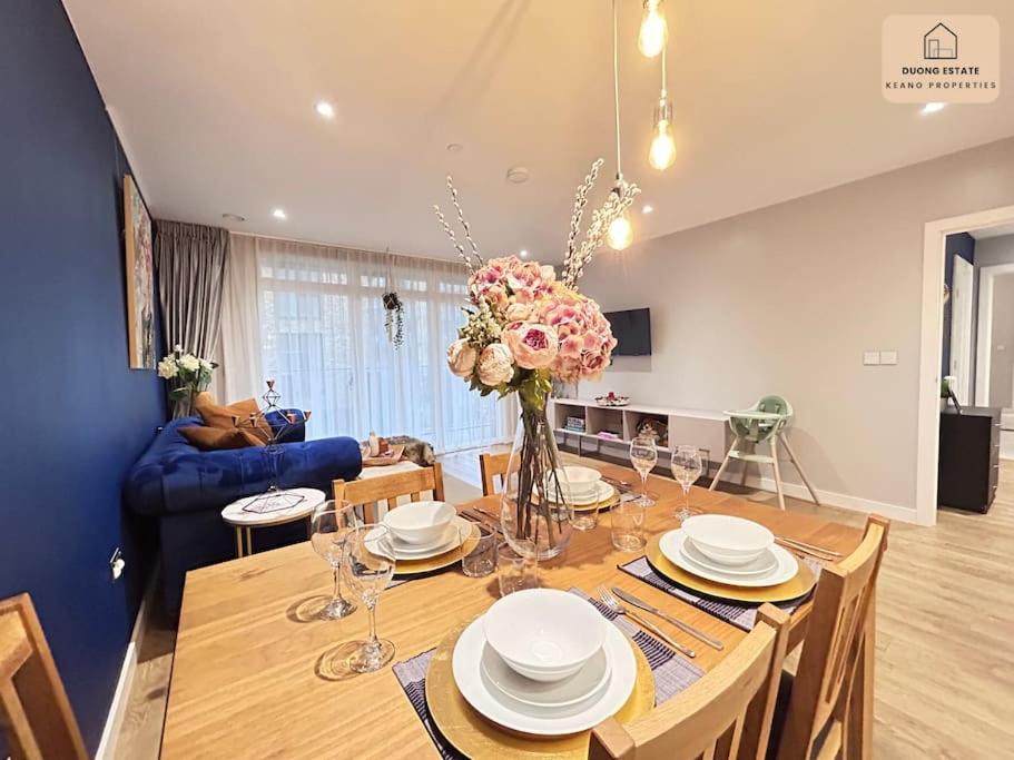 Long term Canary Wharf-Business- Relocators