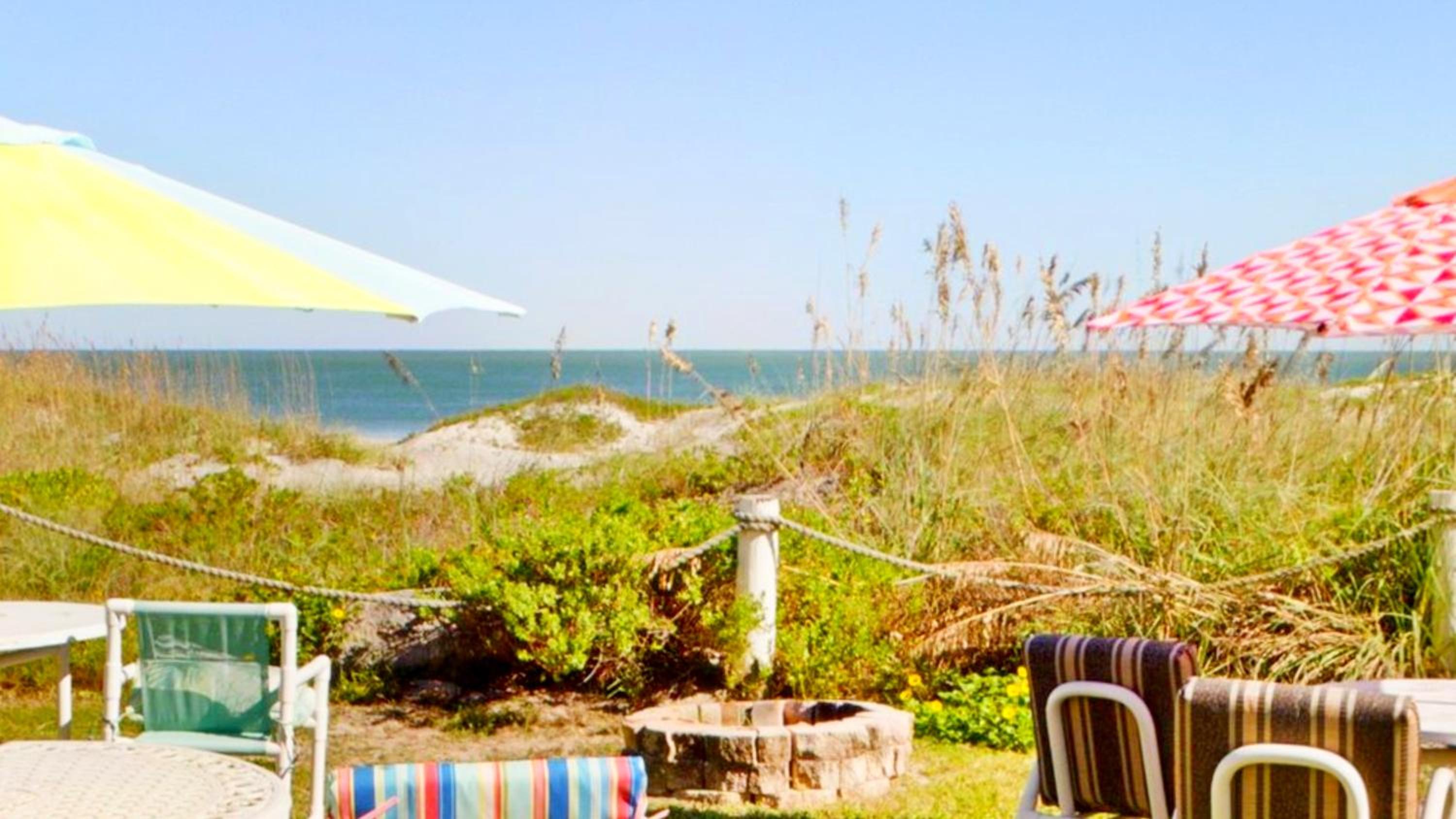 2br Condo In Cocoa Beach At Oceanfront Complex view 5