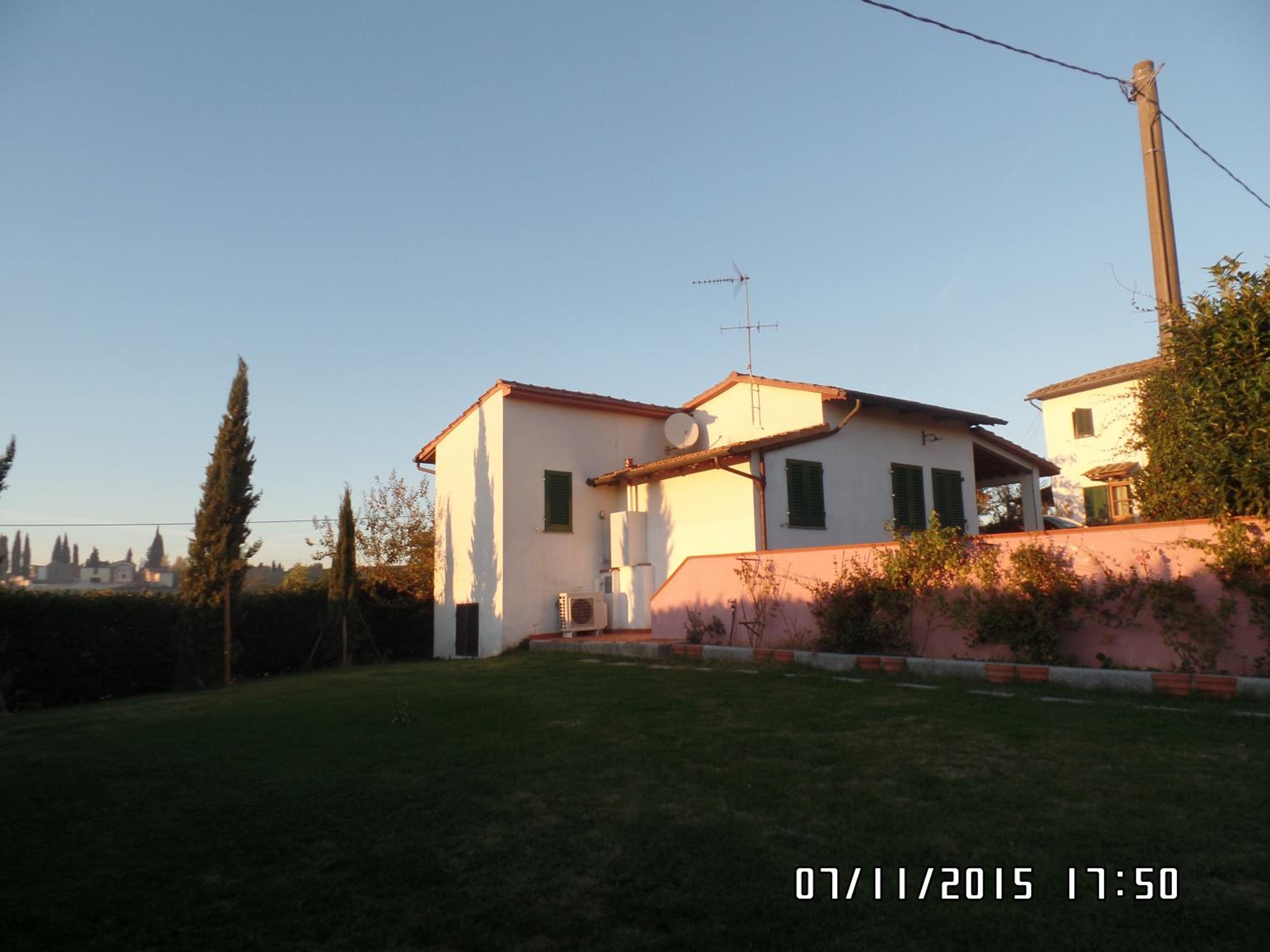 Photo 32