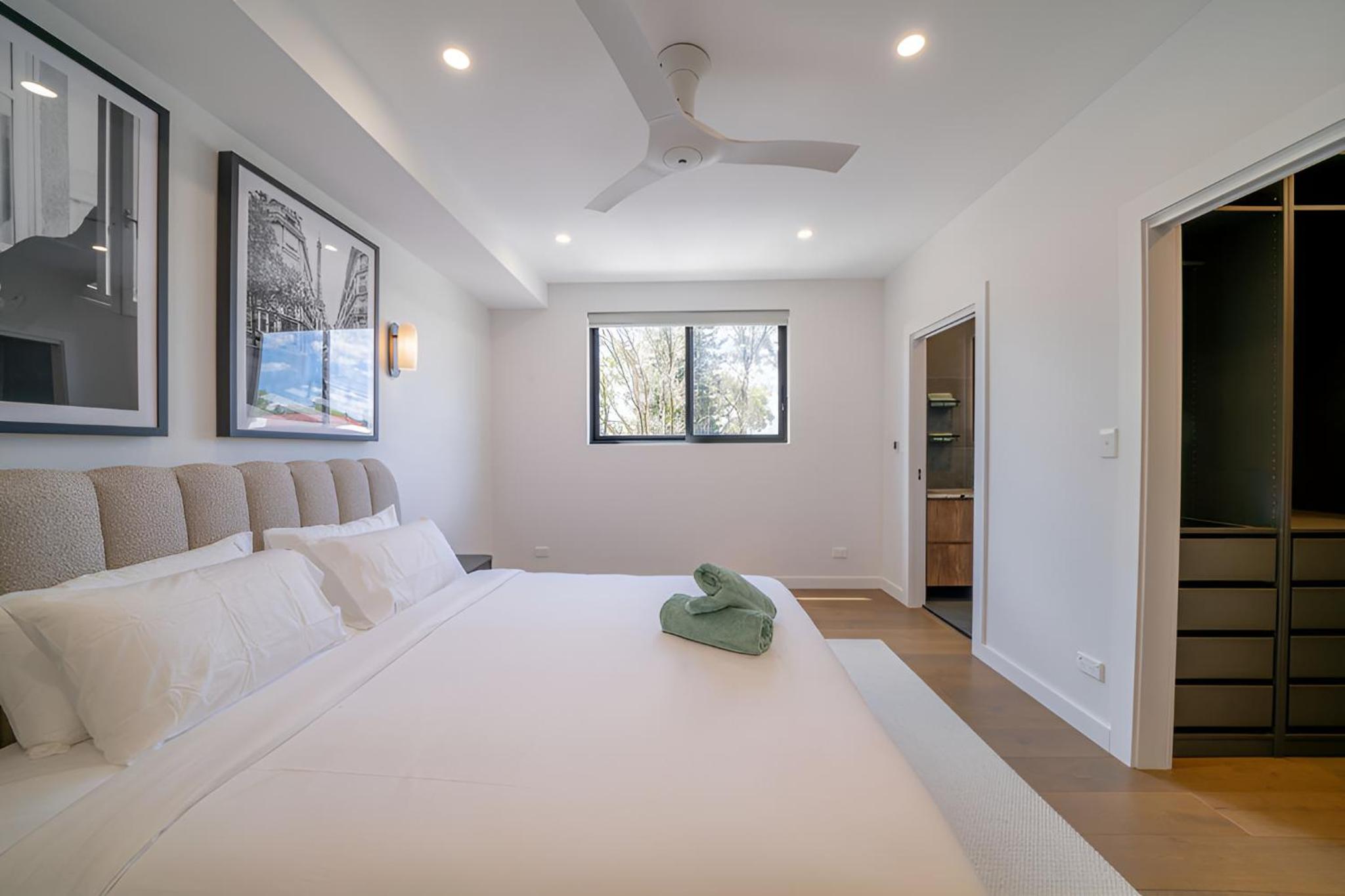 Group & Family 3BR with Game Room, Terrace & Parking