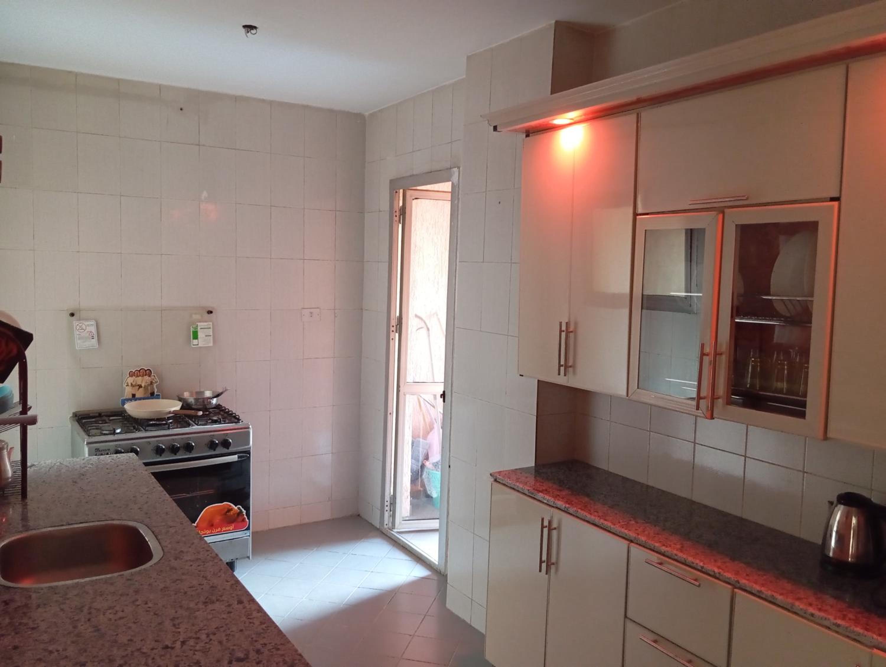 3 bedrooms 3 bathrooms, Rehab old market