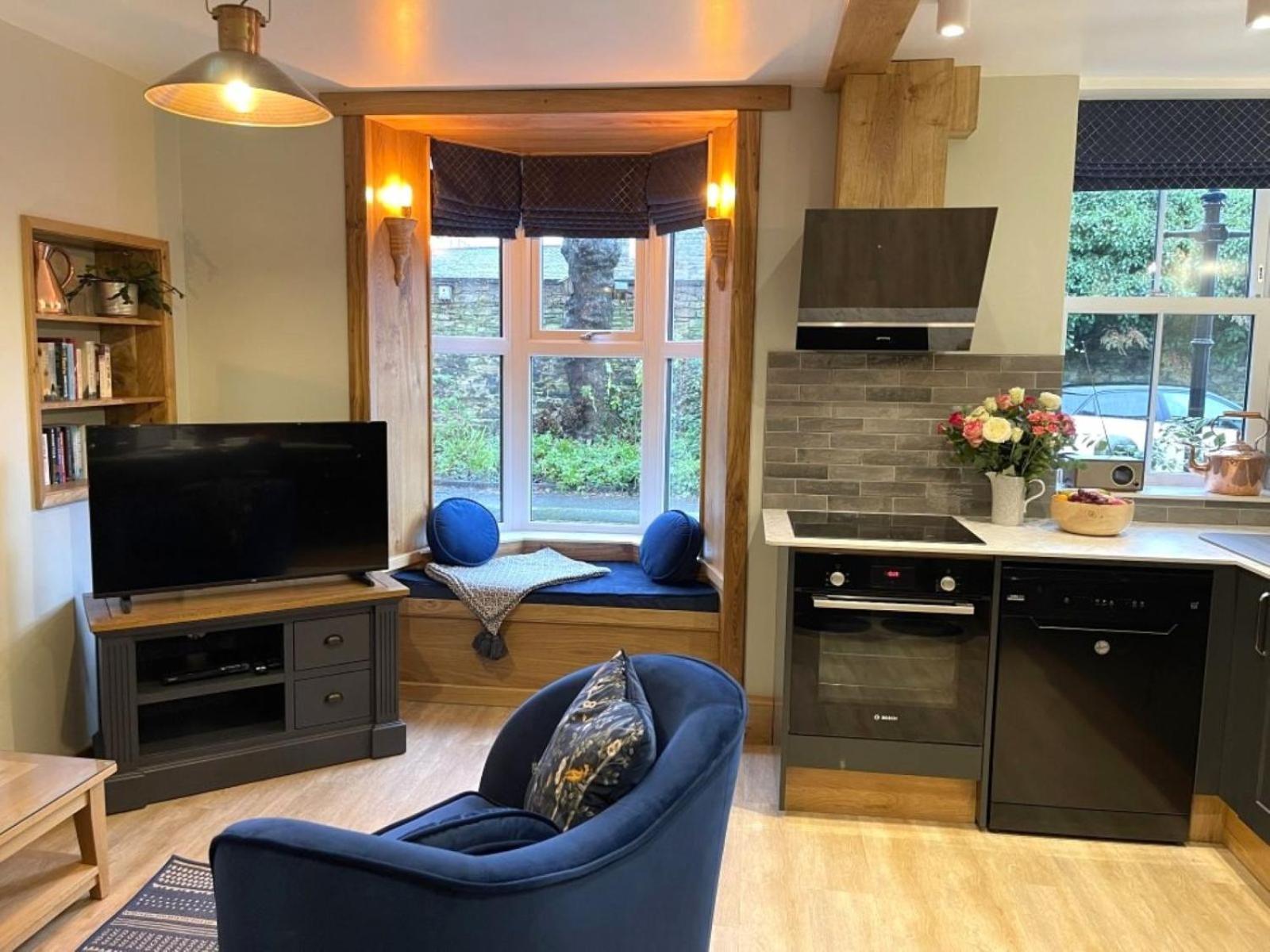 Weavers Rest - New Boutique Retreat in Central Skipton with Parking view 2