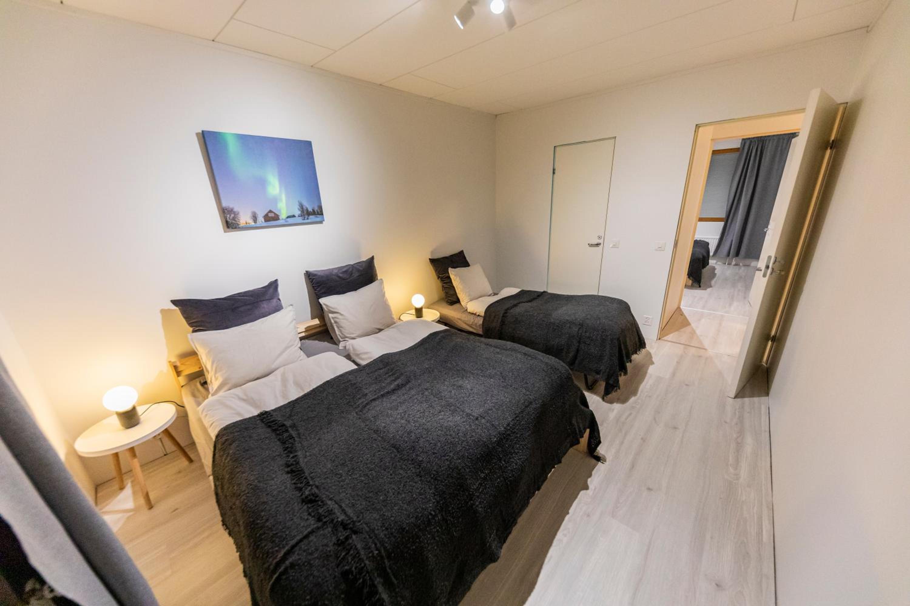Arctic Aurora Villa with Sauna - Northern Lights and Adventures in the Hometown of Santa Claus, Rovaniemi