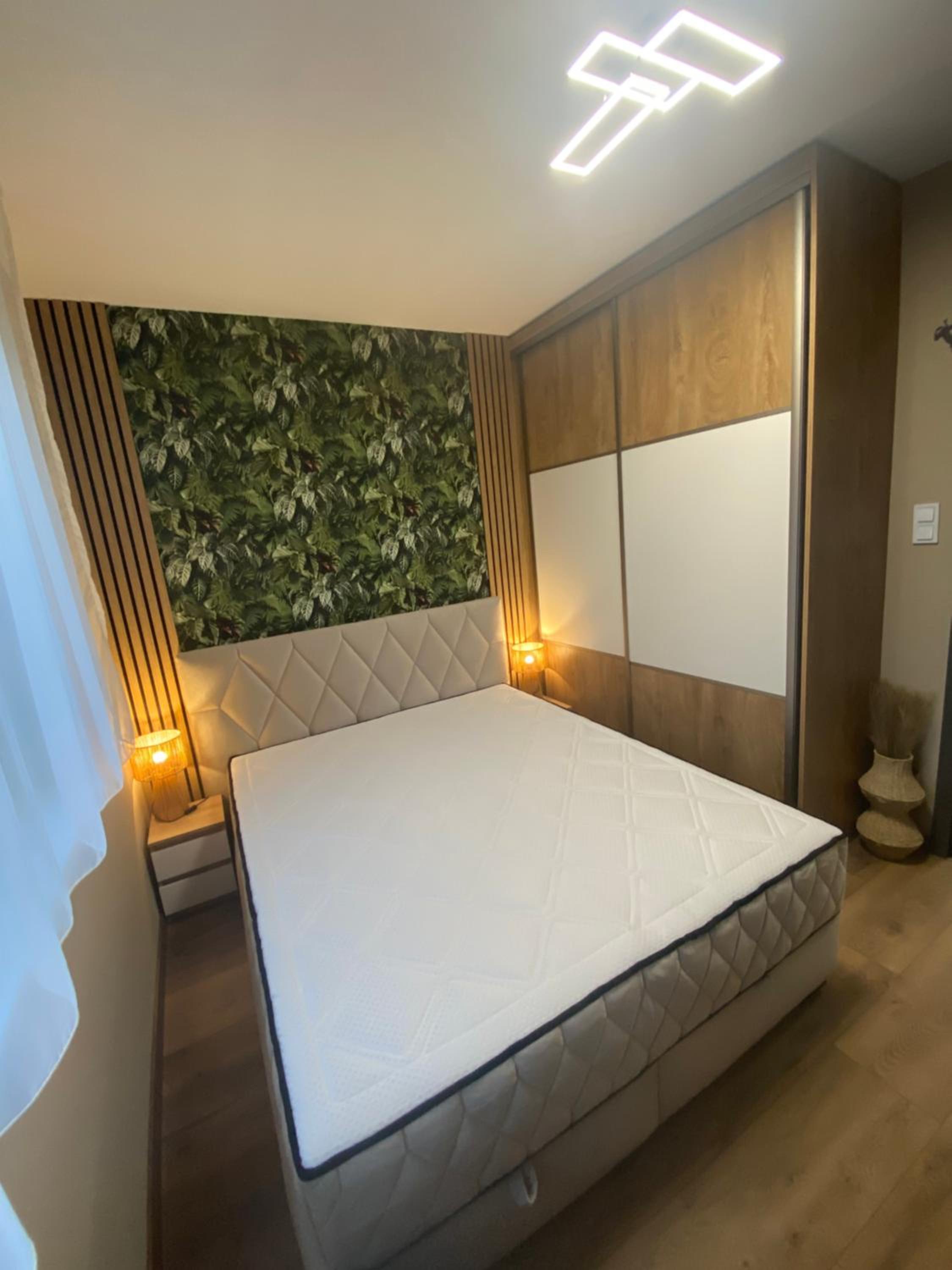 Waikiki Apartman House with Jacuzzi