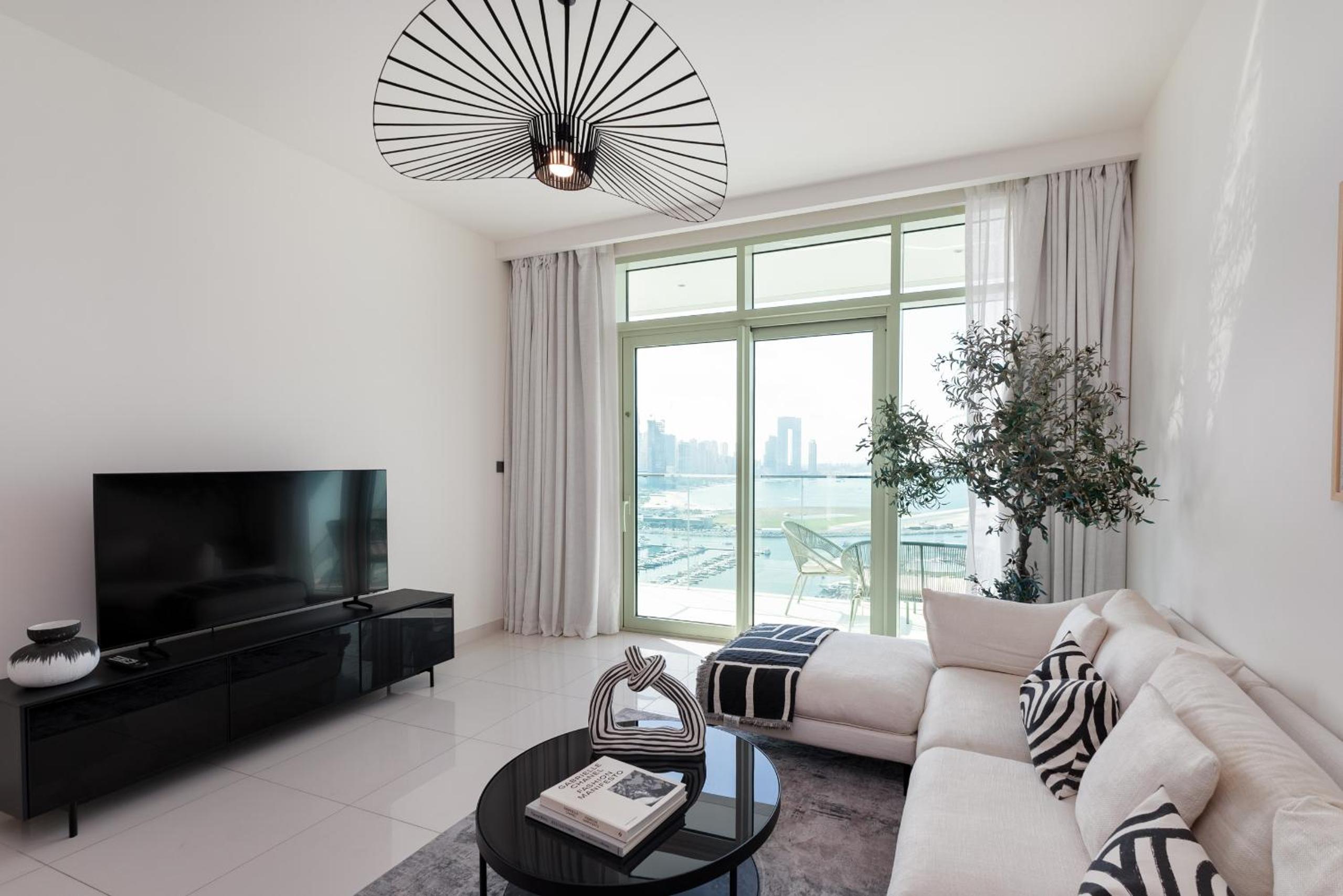 Sunrise Bay, Emaar Beachfront Dubai Harbour - Mint Stay