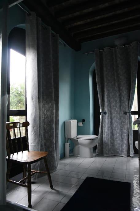 Il borgo come in un castello view 3