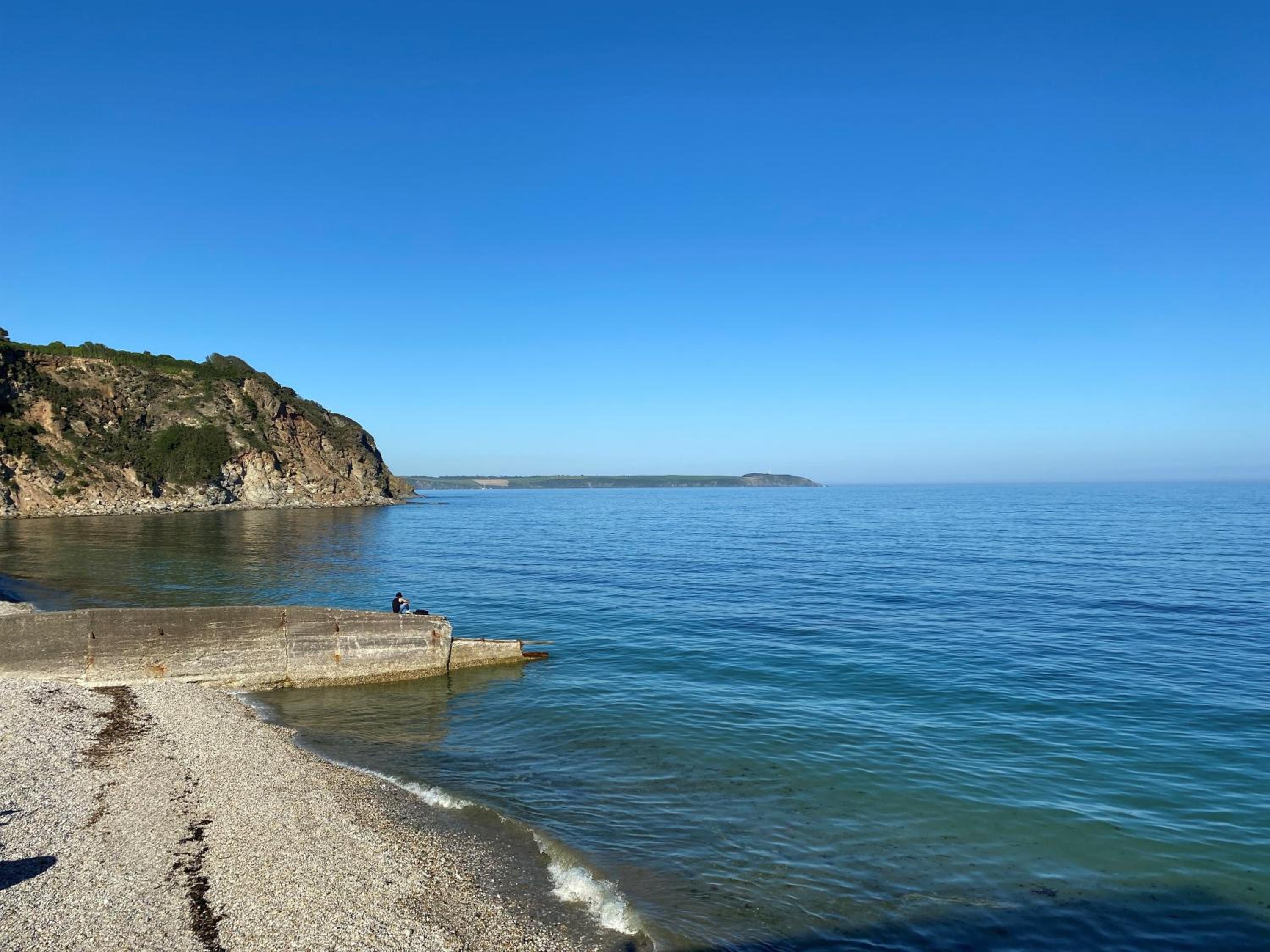 Carole's Cottage - Private Parking, Sea Views, Garden & Close To Harbour & Beach view 5
