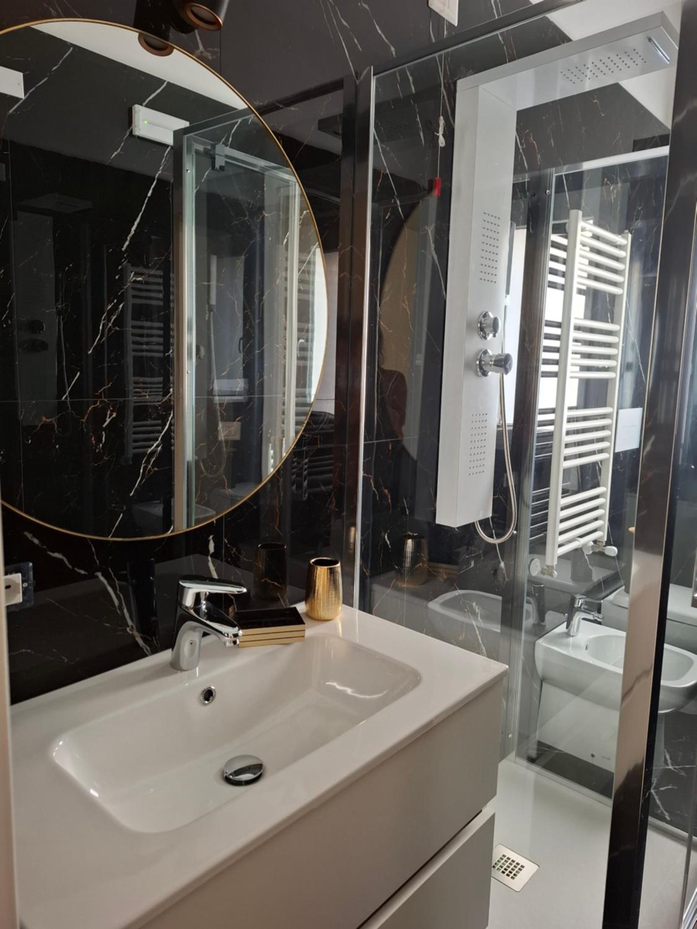 Mariam Royal Apartment & Rooms view 2