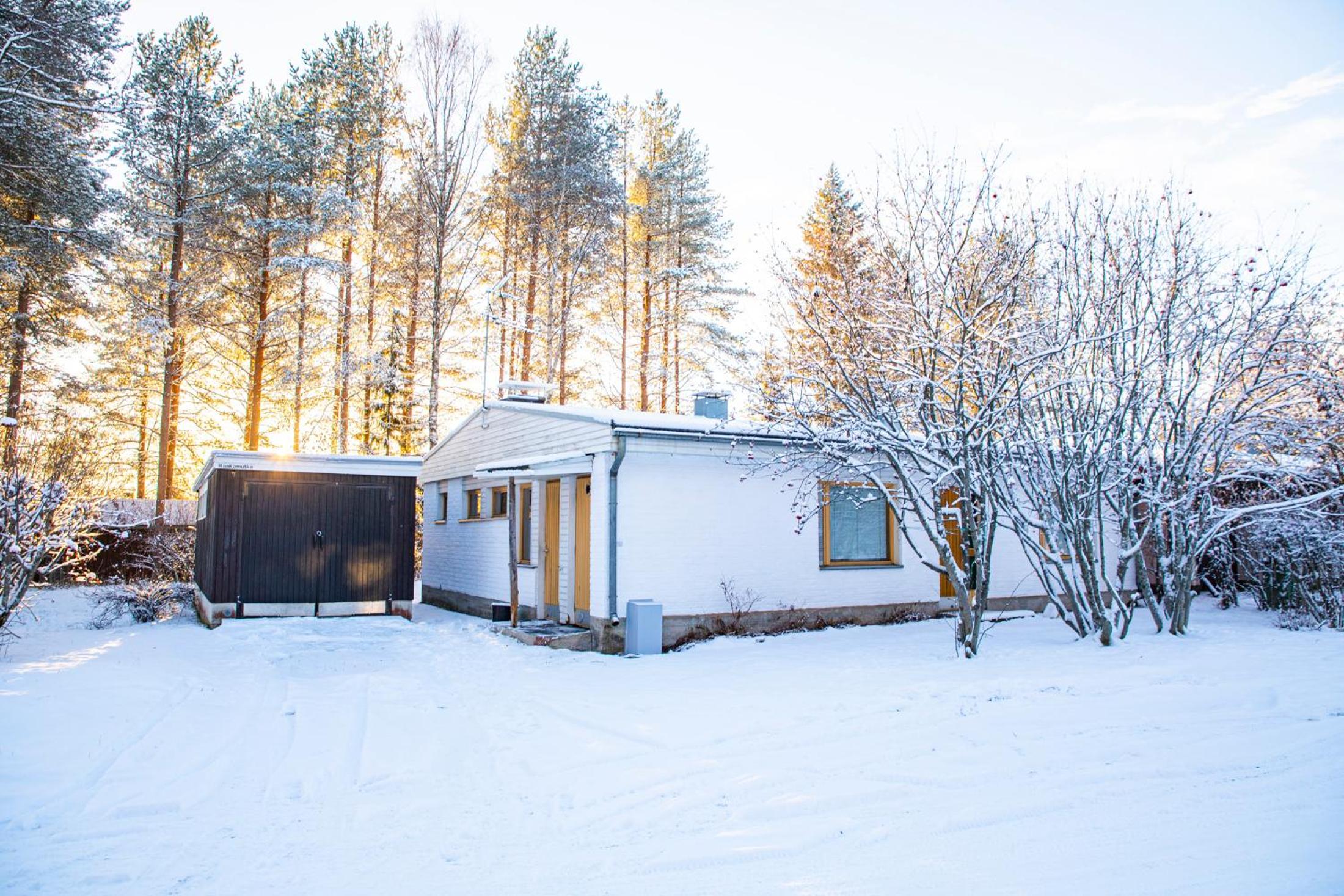 Arctic Aurora Villa with Sauna - Northern Lights and Adventures in the Hometown of Santa Claus, Rovaniemi