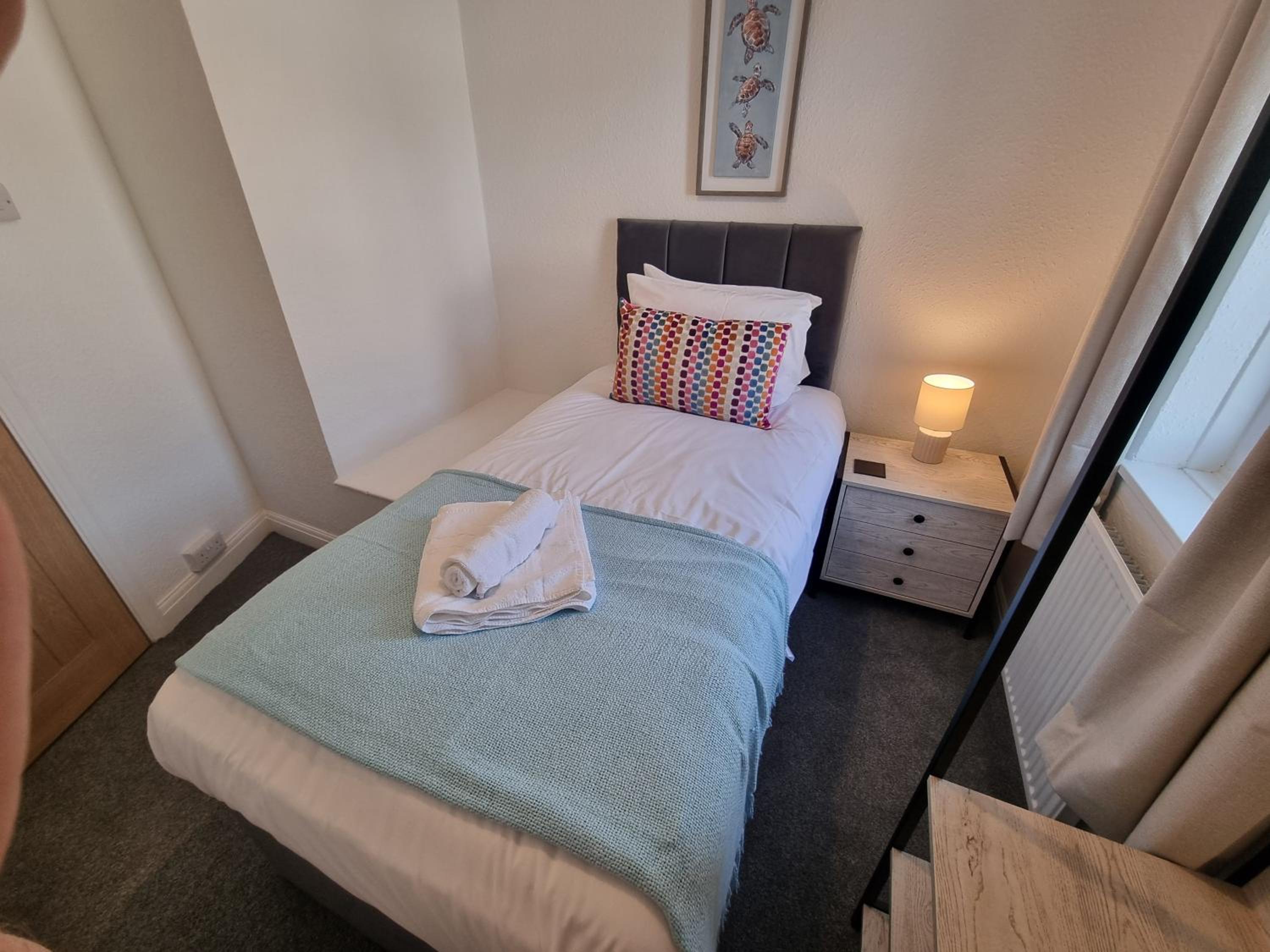 Cadogan House by Cliftonvalley Apartments