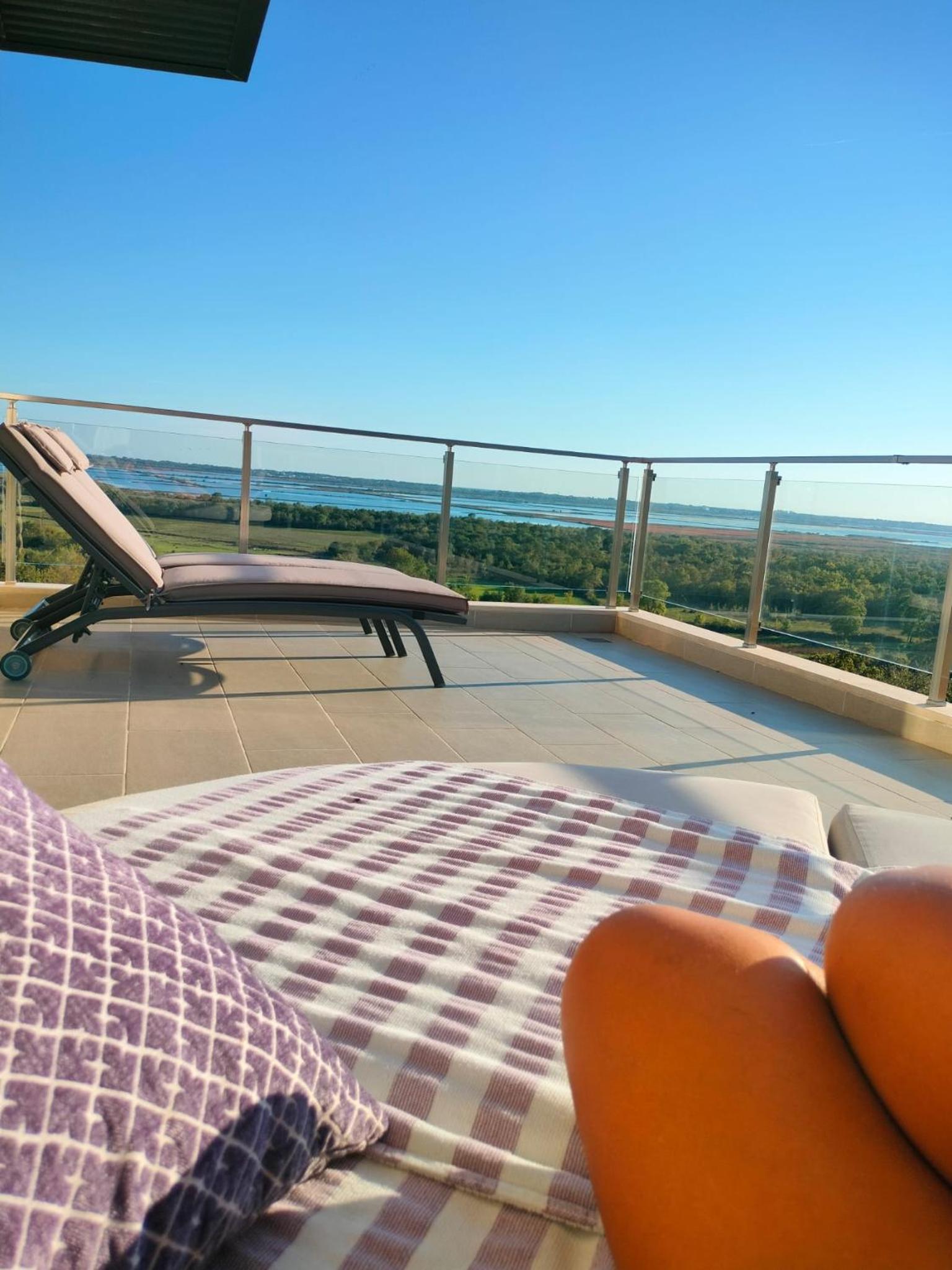 Solana's View - Ferienhäuser in ruhiger Lage, mit einer einzigartigen Aussicht, Infinity Pool, Free Parking und Wlan