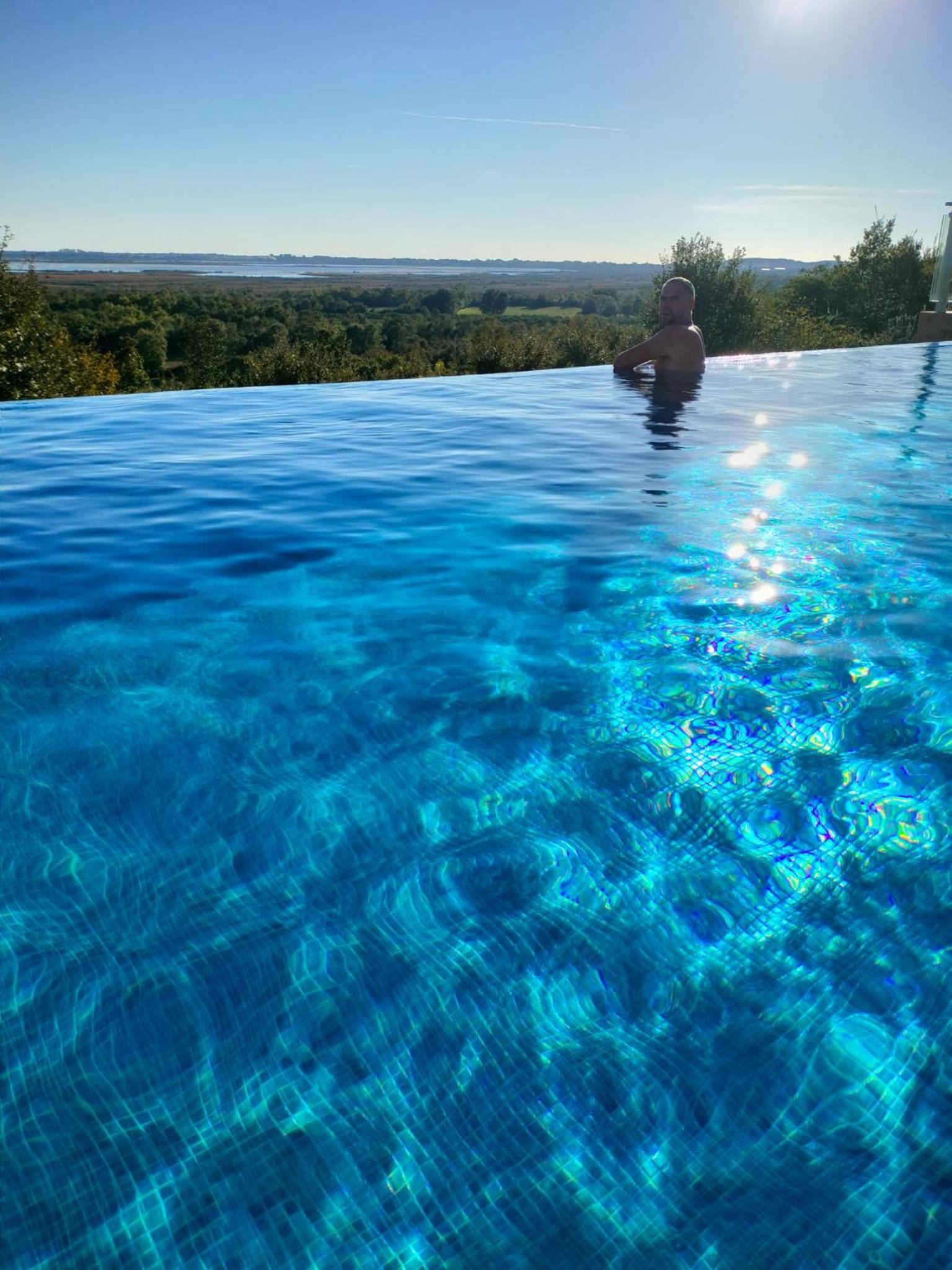 Solana's View - Ferienhäuser in ruhiger Lage, mit einer einzigartigen Aussicht, Infinity Pool, Free Parking und Wlan