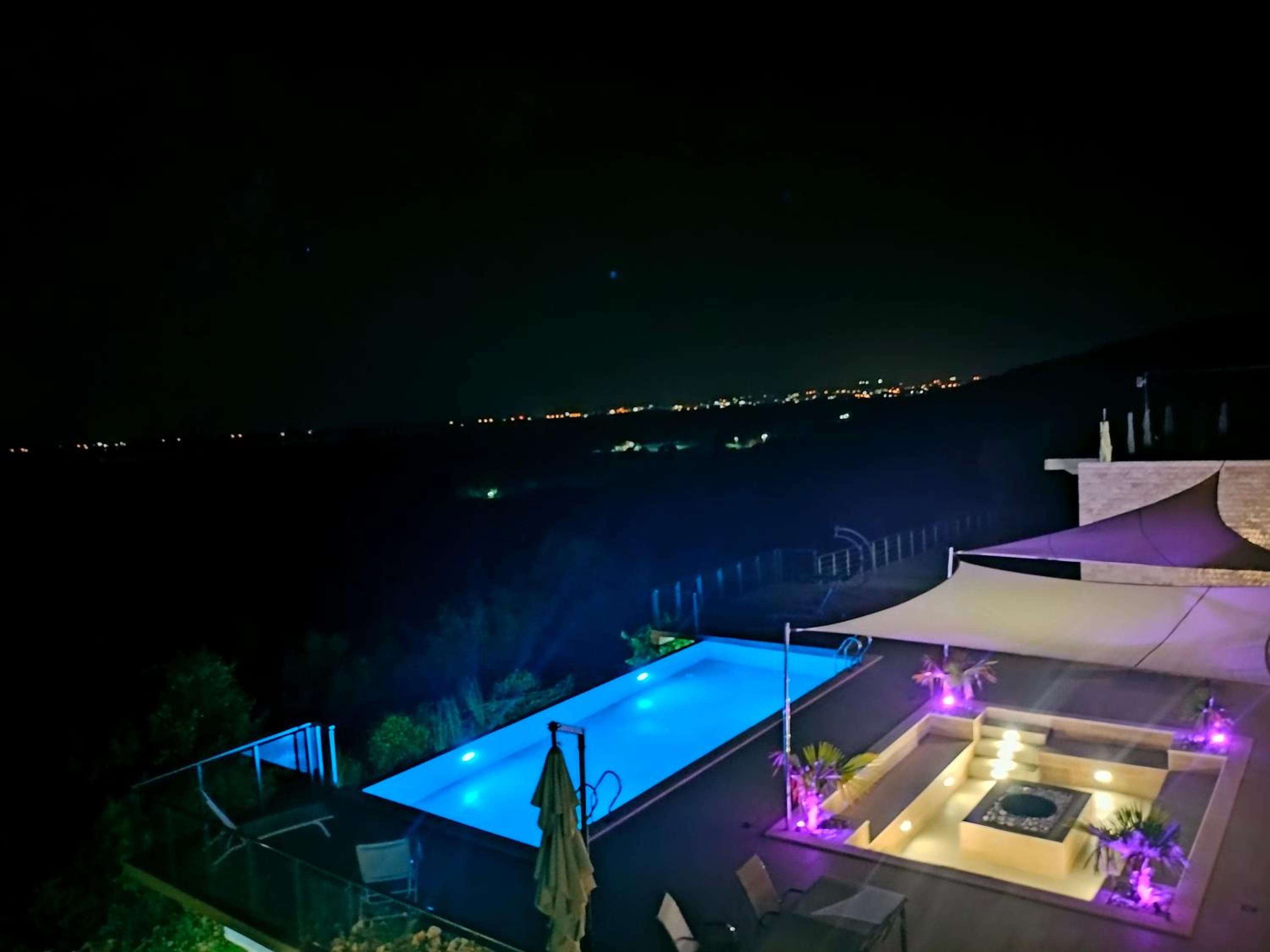 Solana's View - Ferienhäuser in ruhiger Lage, mit einer einzigartigen Aussicht, Infinity Pool, Free Parking und Wlan