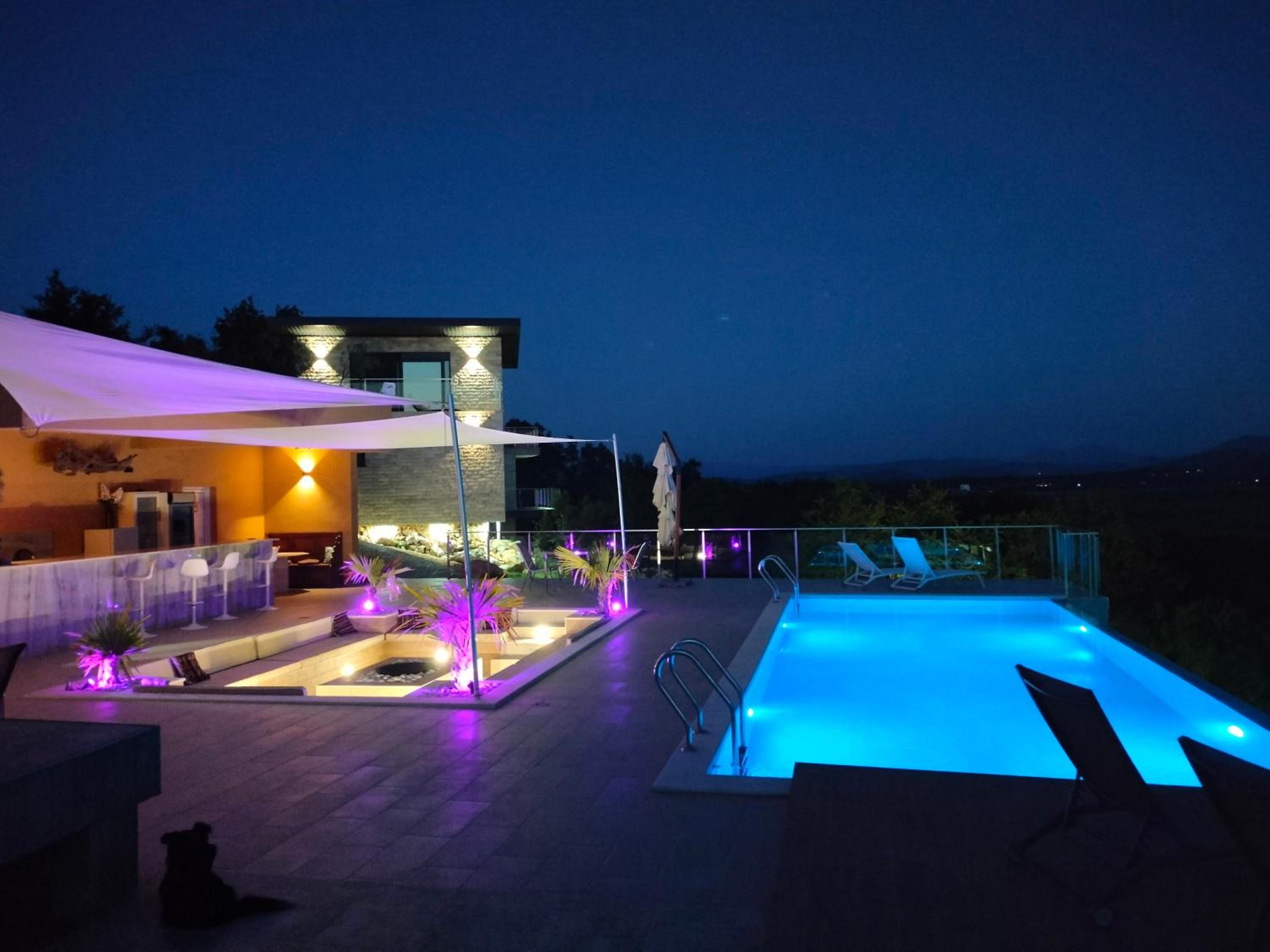 Solana's View - Ferienhäuser in ruhiger Lage, mit einer einzigartigen Aussicht, Infinity Pool, Free Parking und Wlan