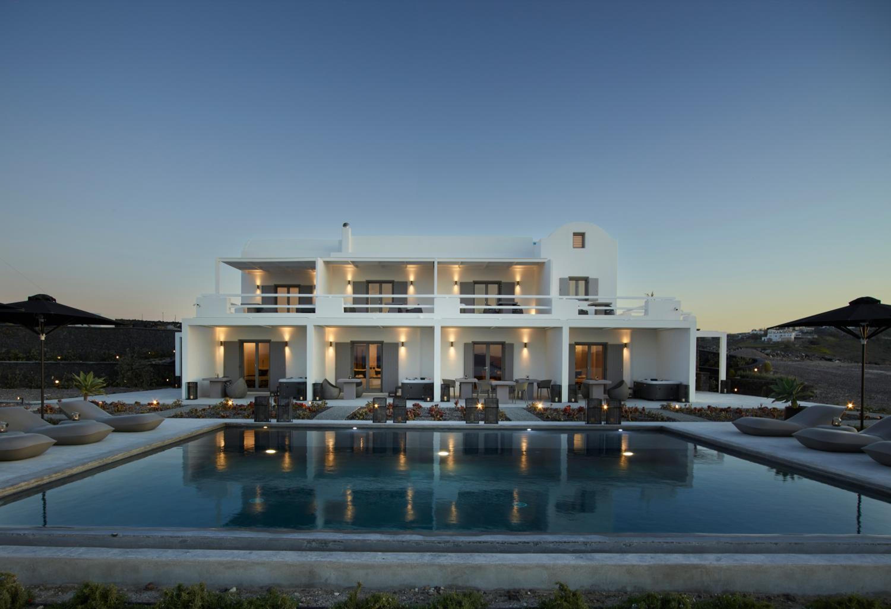 Hotel Absolute Paradise Santorini - Image 1