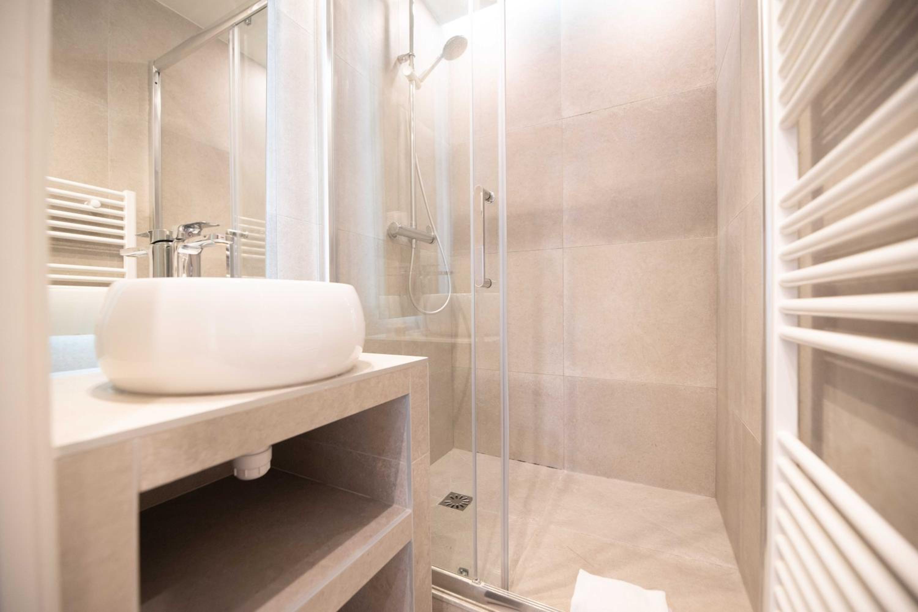 Elegant apartment - 2BR - 6P - Notre Dame Cathedral