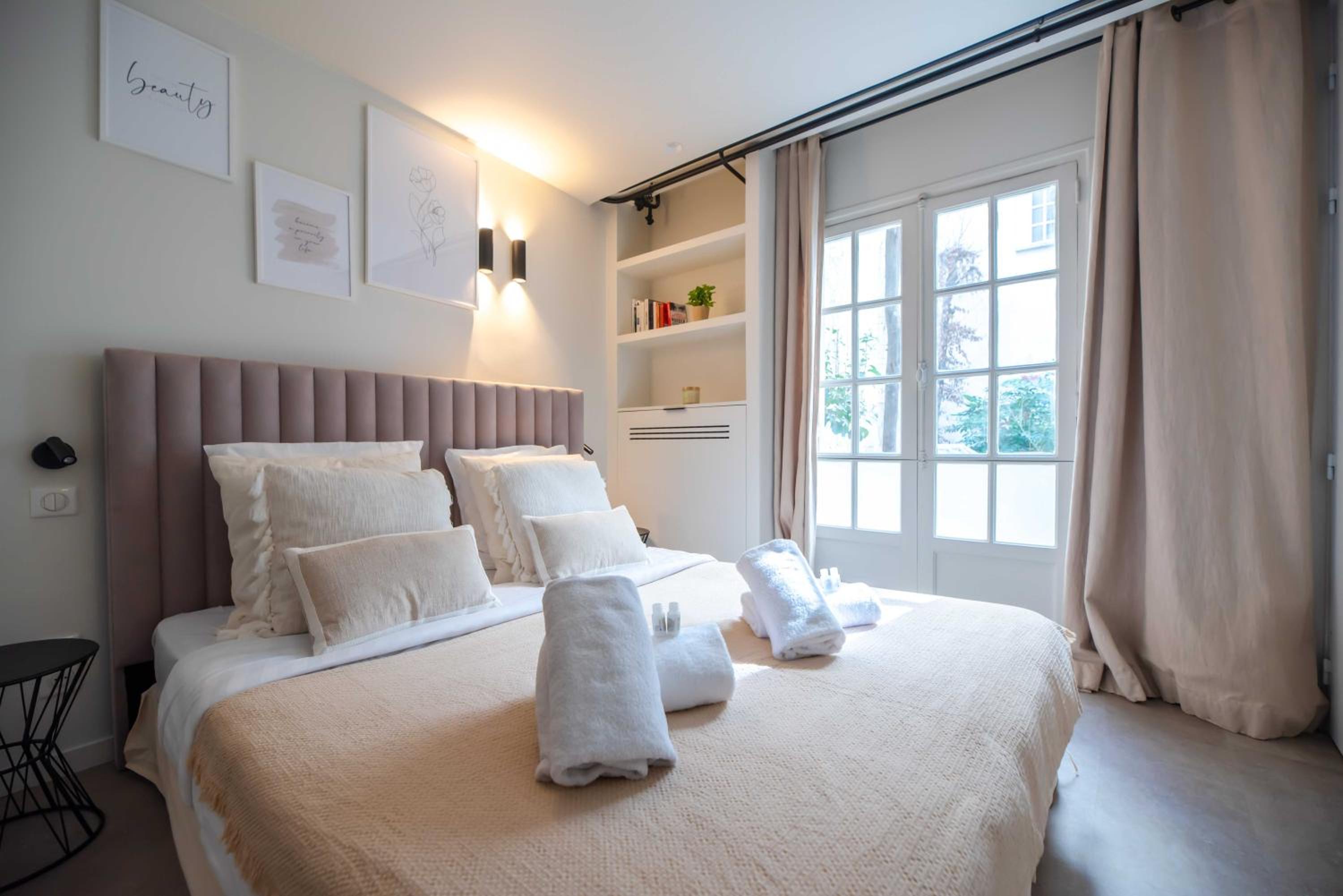 Elegant apartment - 2BR - 6P - Notre Dame Cathedral