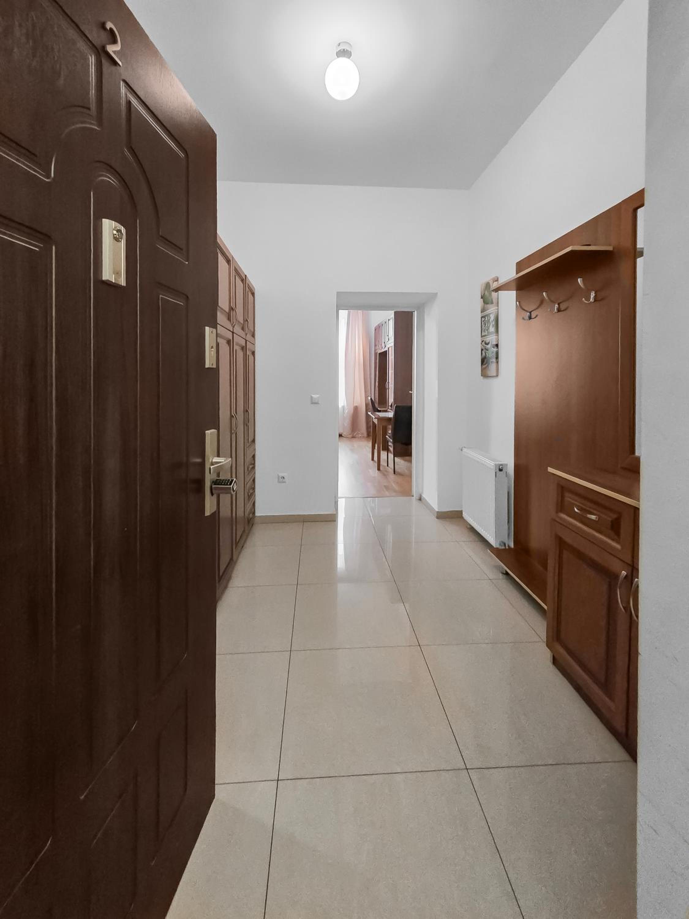 Charming One-Bedroom Apartment Near Millennium