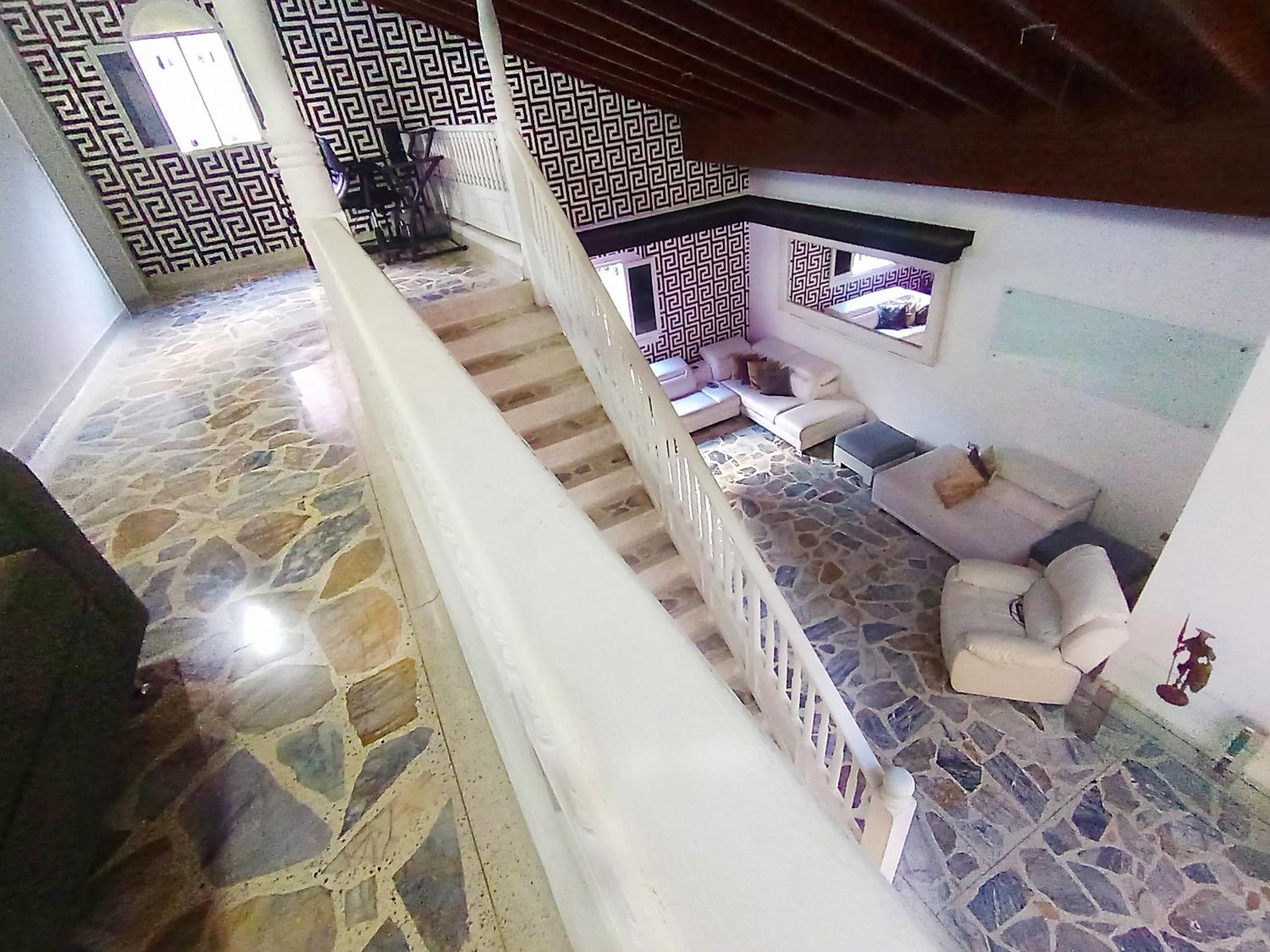 Epic Manor