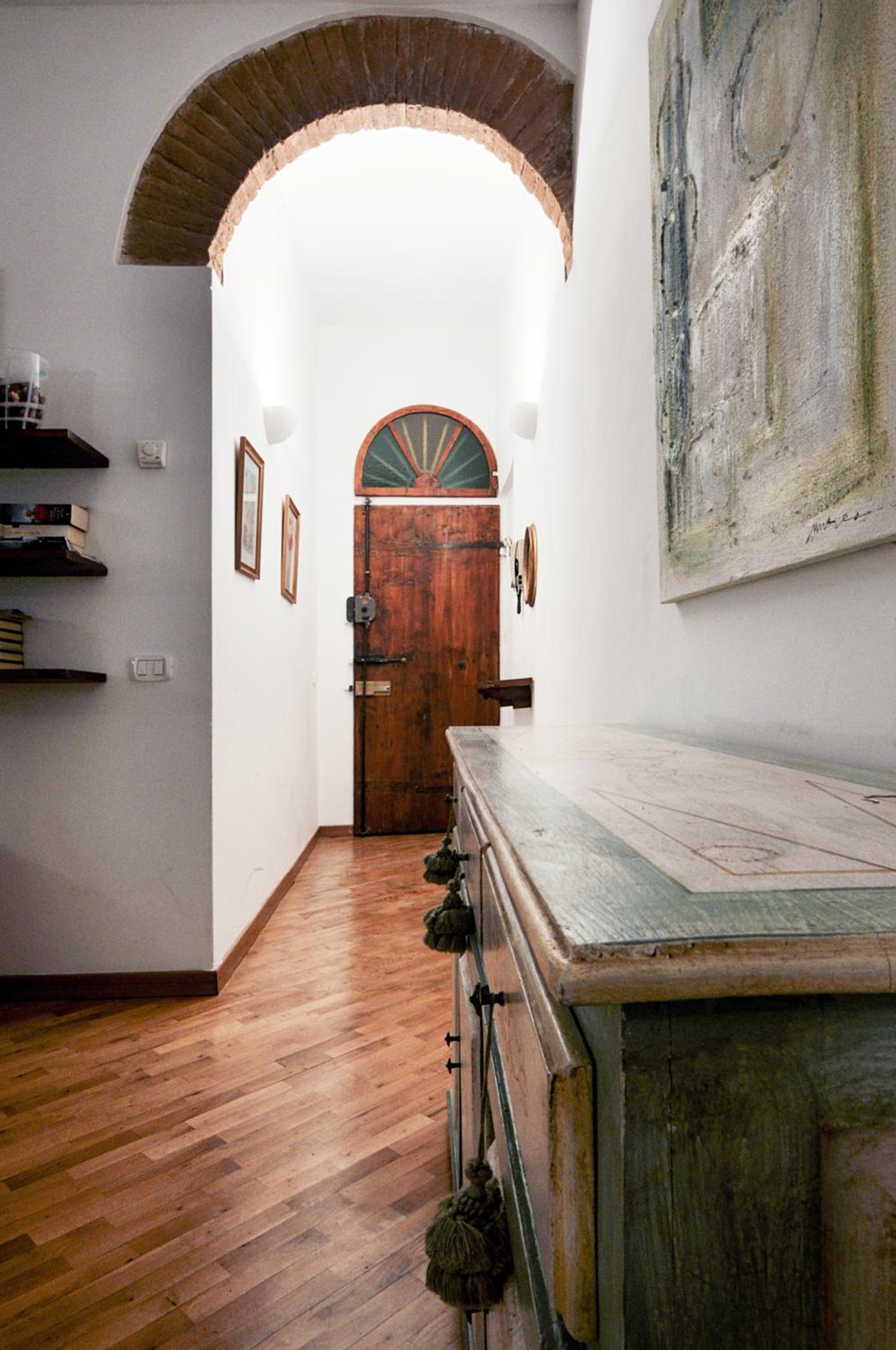 Uffizi Apartment 2